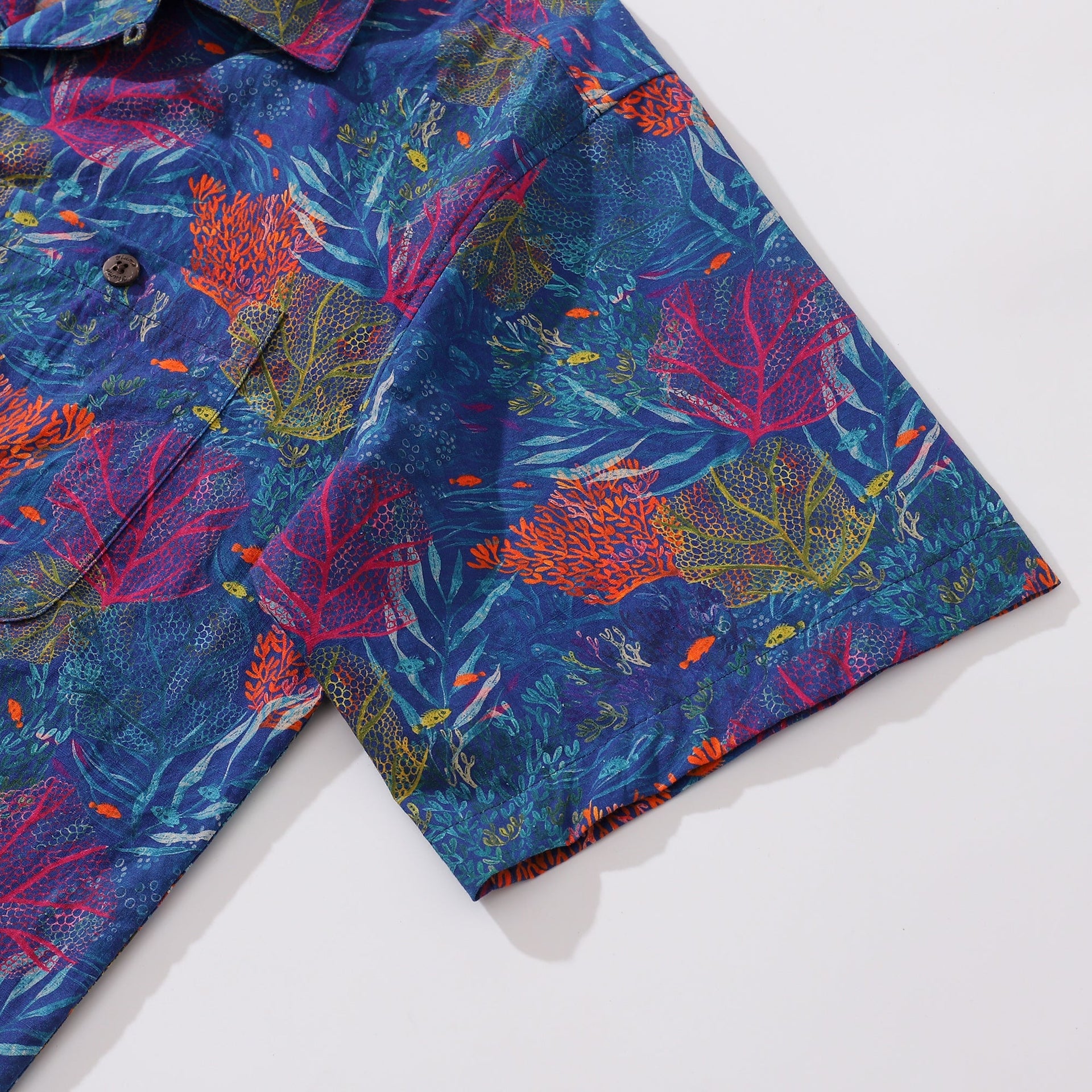 Unisex Tropical Aquarium Print Camp Collar 100% Cotton Shirt