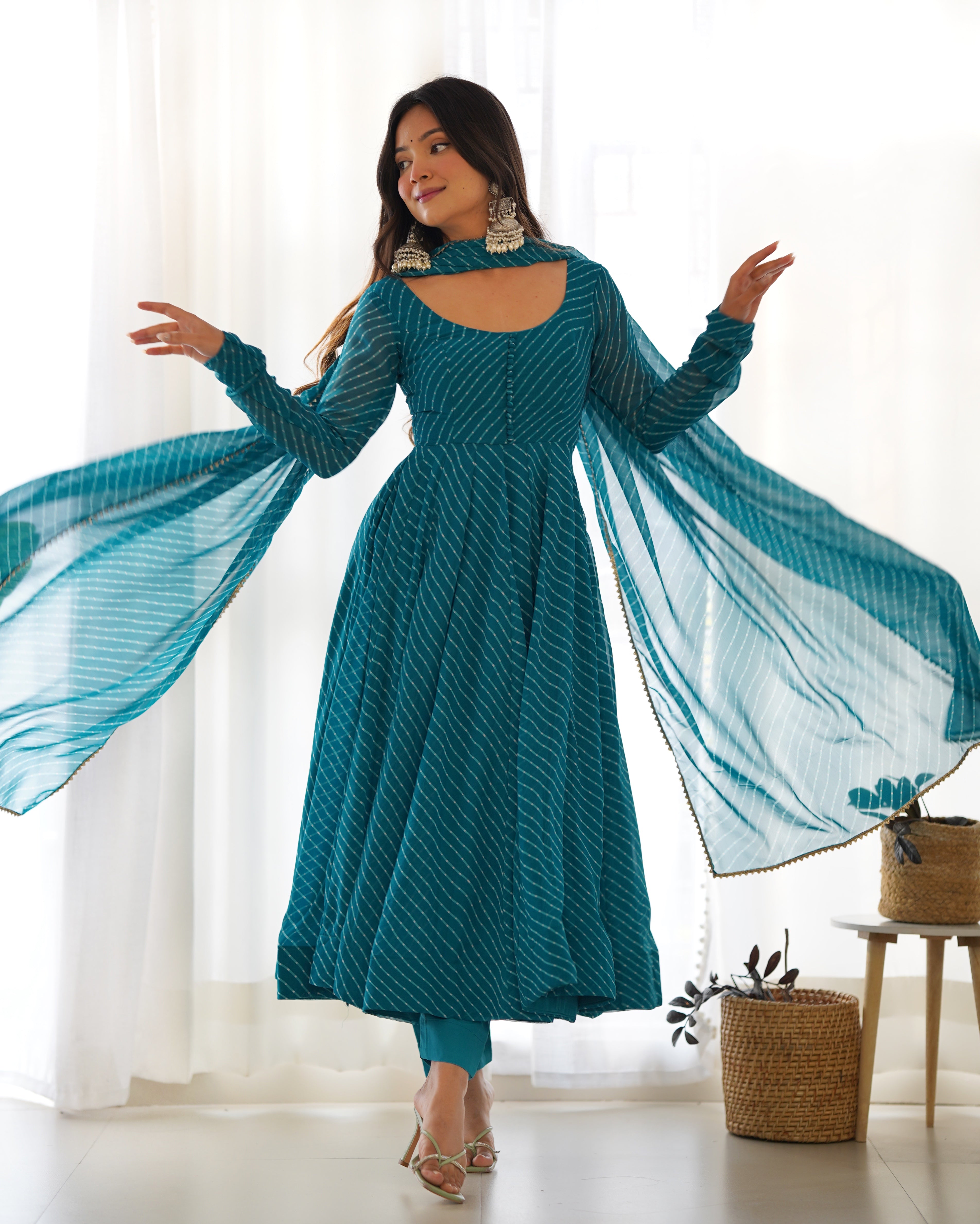 Rama green faux georgette Anarkali kurta set with Leheriya print and potli buttons