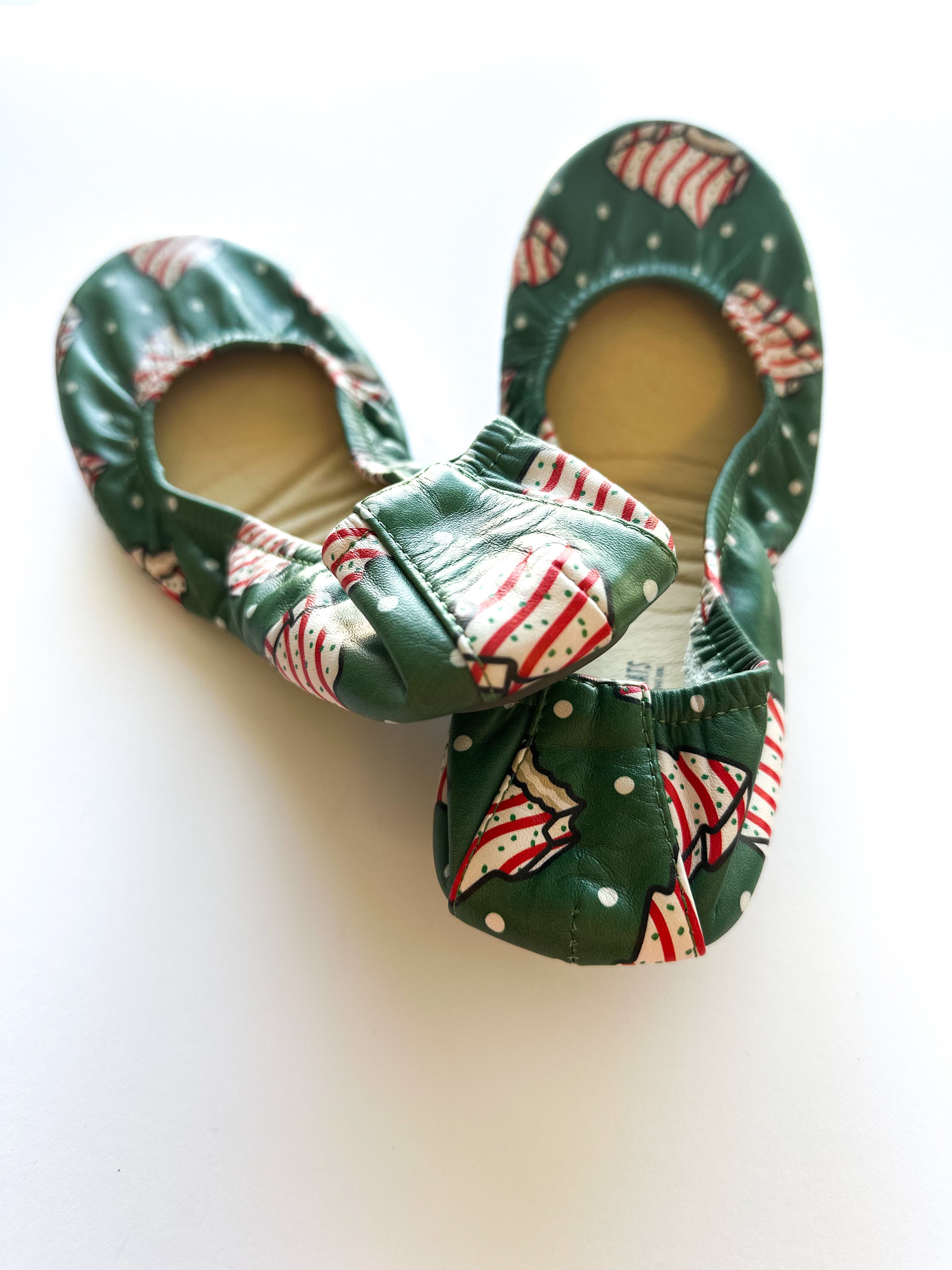 Christmas Treet Holiday Print Comfortable Slip-On Ballet Flats - Image 4