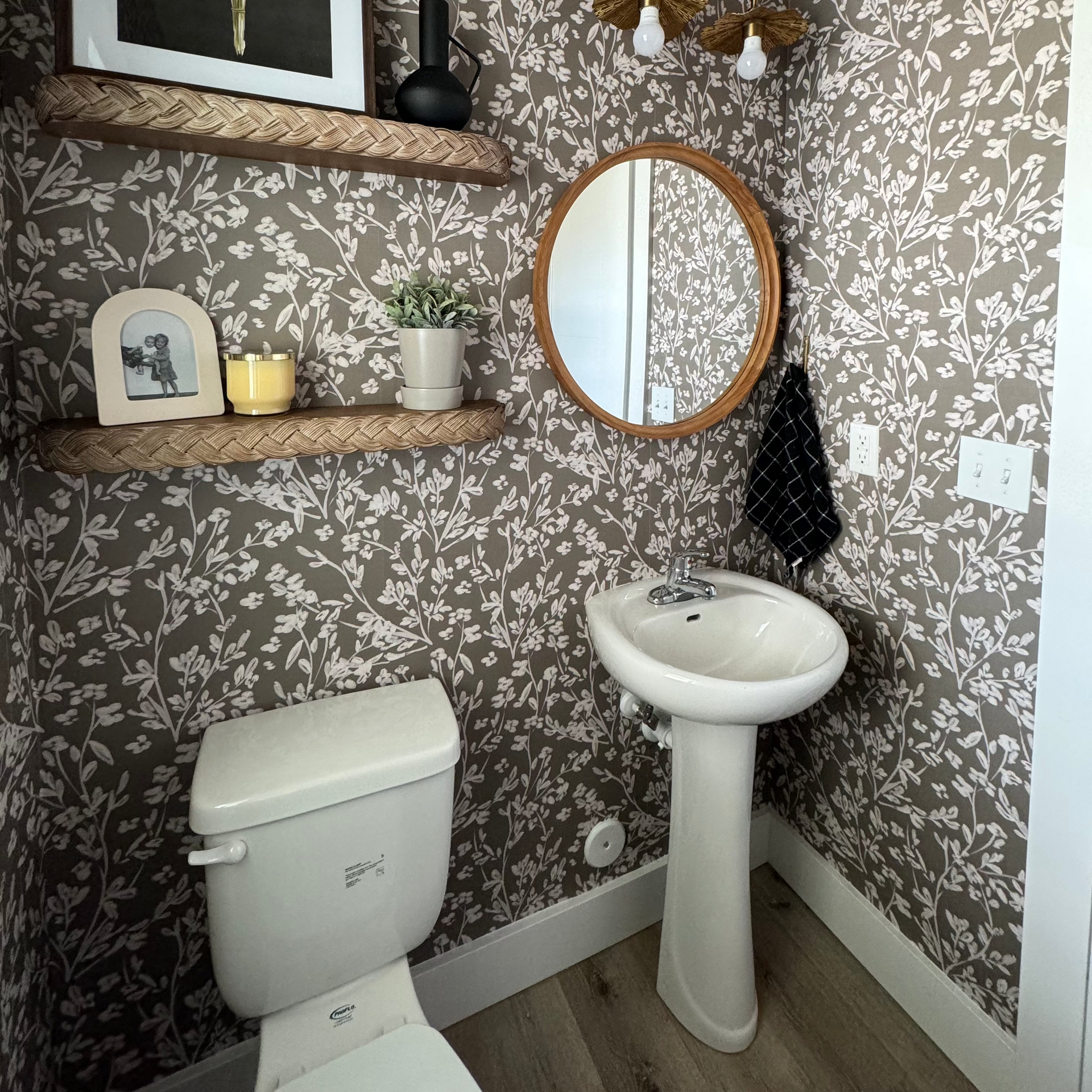 Edith floral wallpaper in taupe and white, perfect for a modern farmhouse aesthetic.