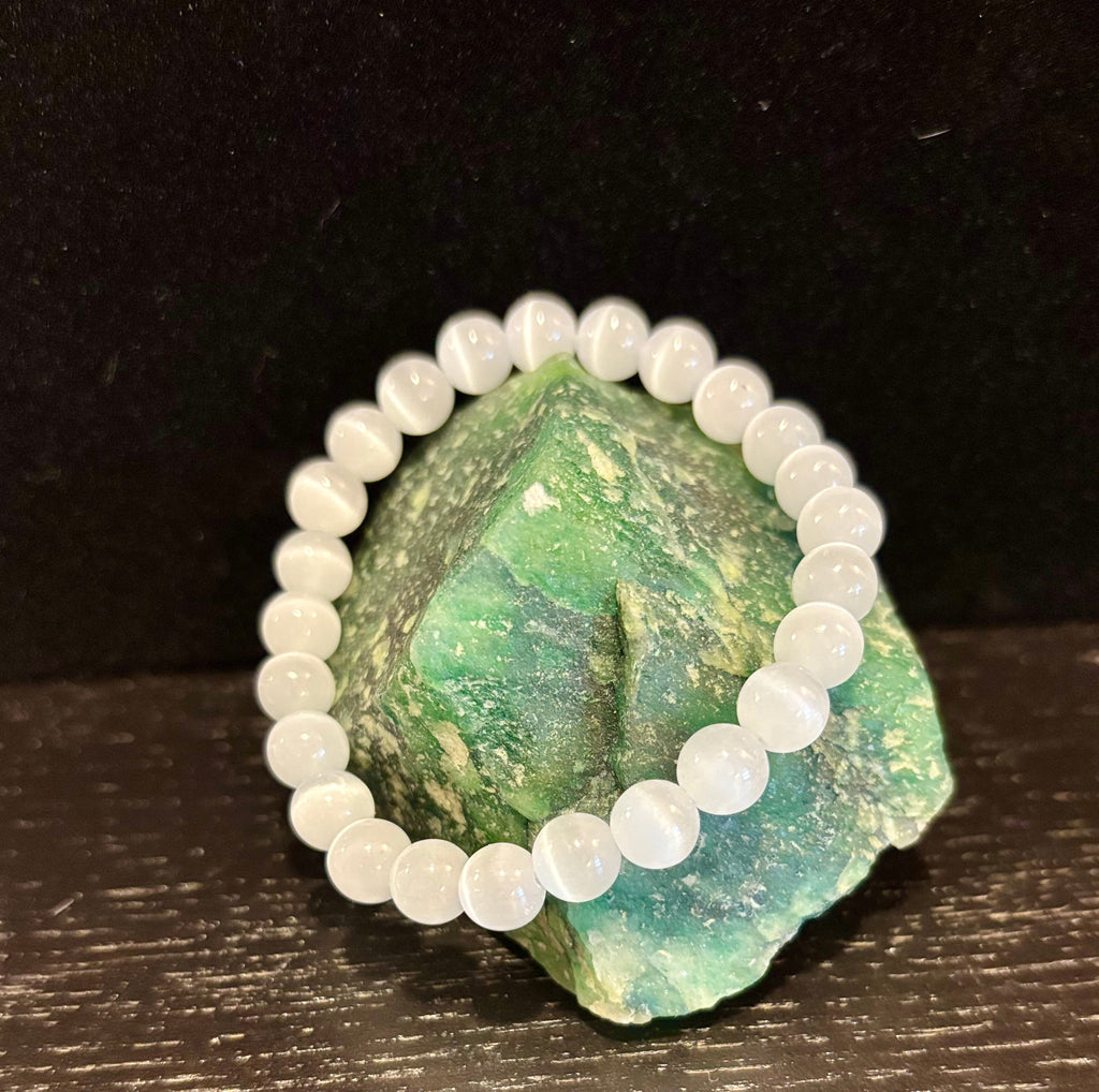 Reiki-Infused Selenite Healing Bracelet -Cleanse your energy and restore inner peace