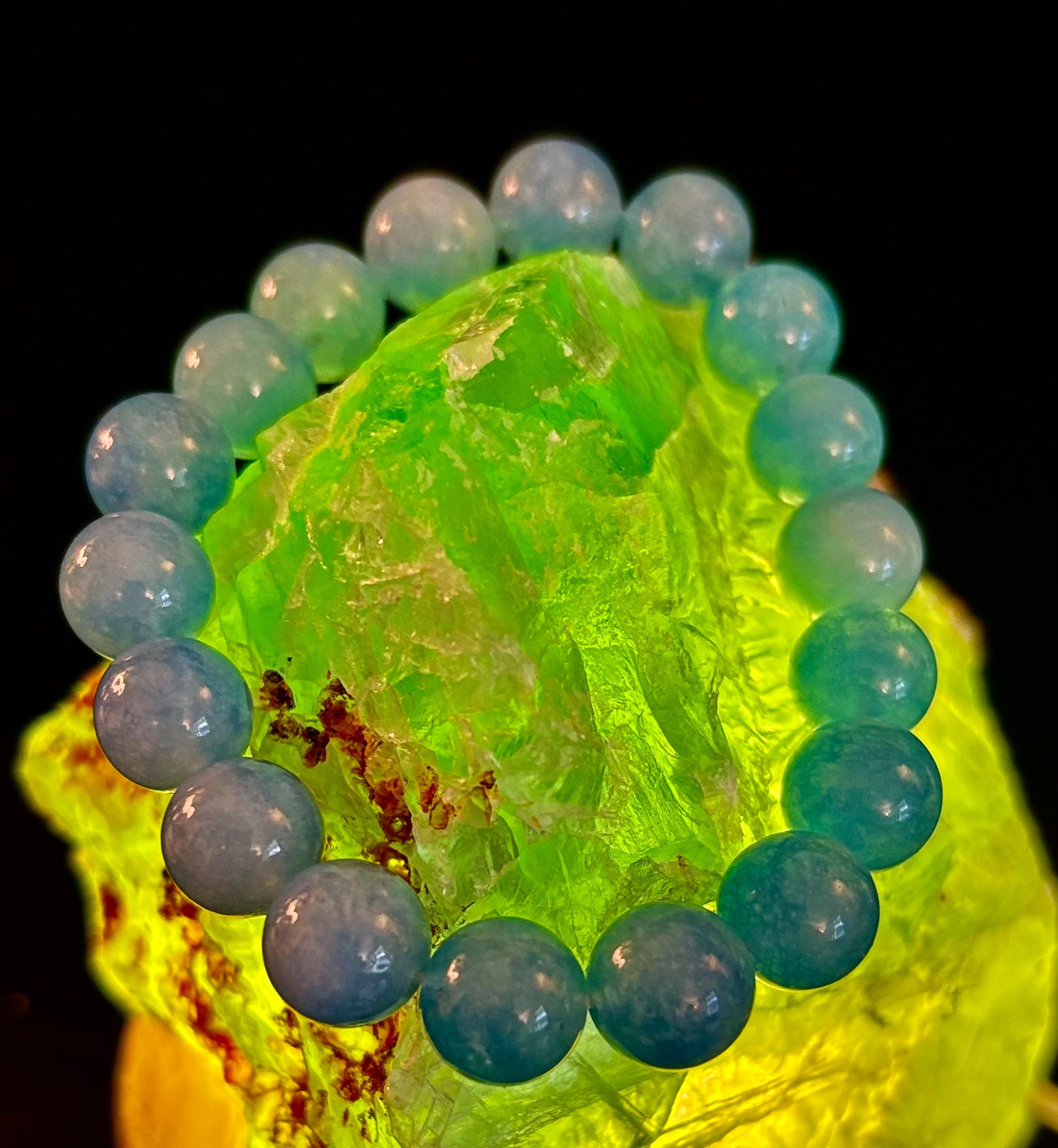 Aquamarine Beaded Bracelet 8mm & 10mm – Reiki-Infused Calm, Clarity & Communication Jewelry (Medium Wrist)