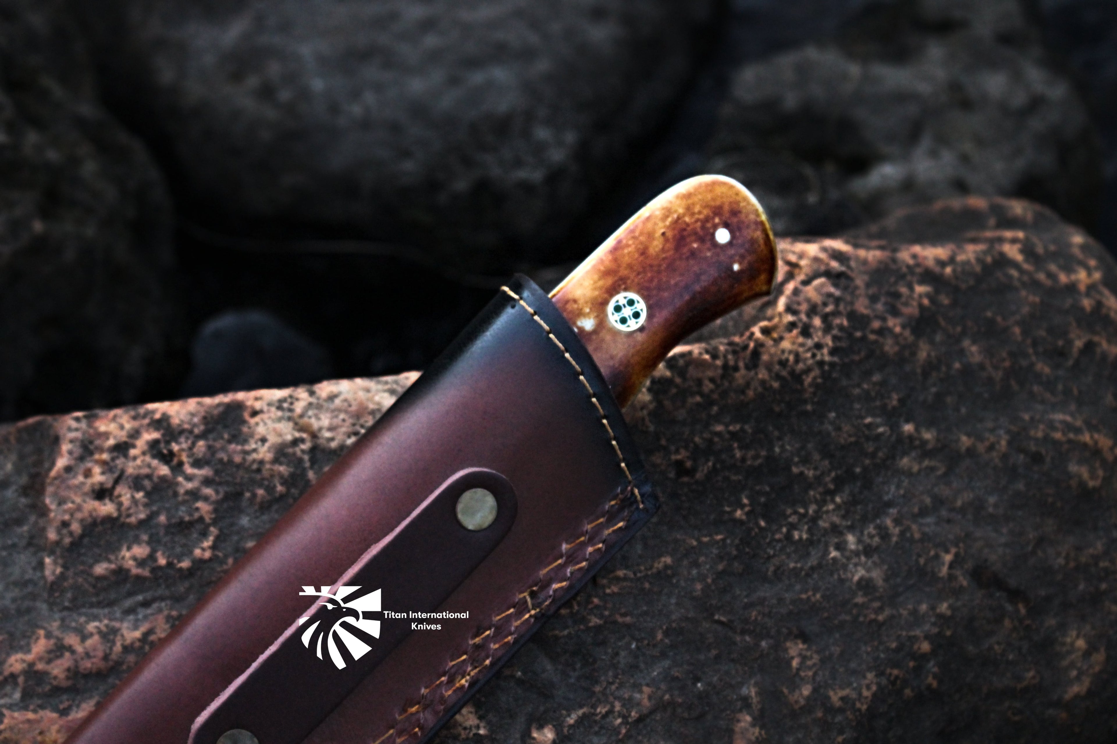 Custom /Titan Spade/ Damasucs Steel Hunting Knife (SPADE)