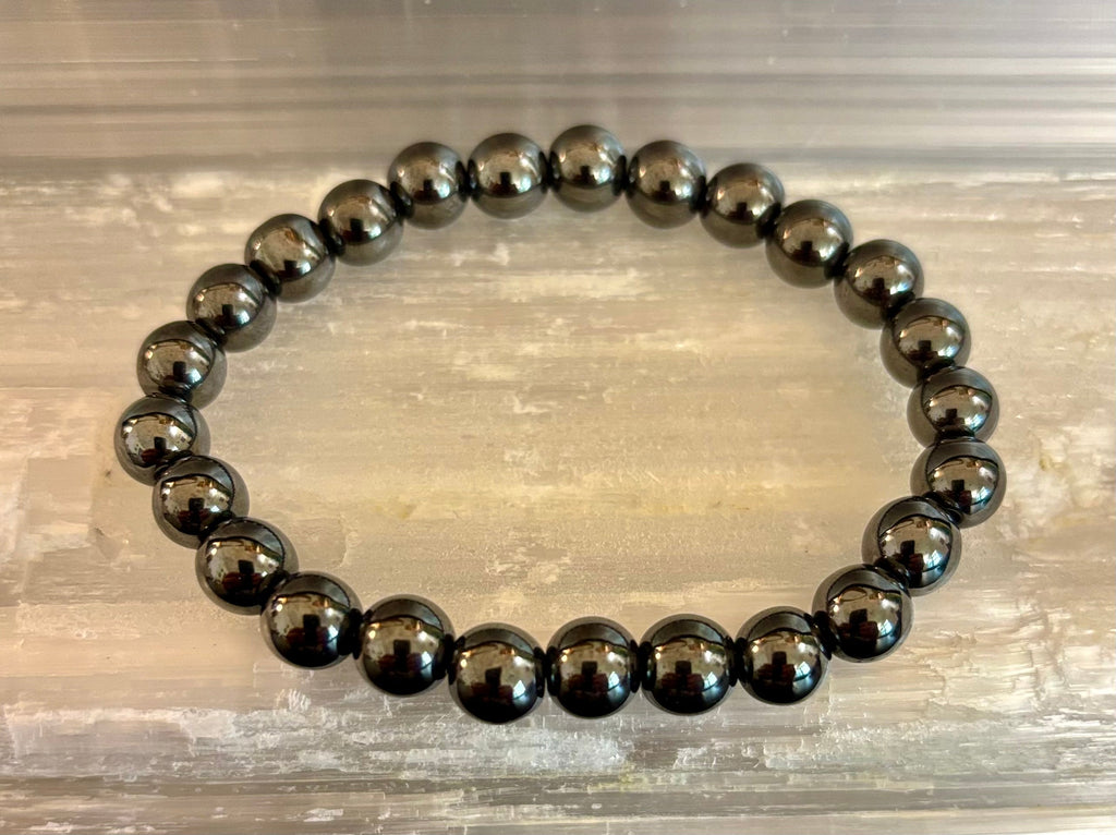 Hematite Grounding & Protection Bracelet – Root Chakra Healing Stone for Confidence, Clarity & Stability (6mm, 8mm, 10mm Options)