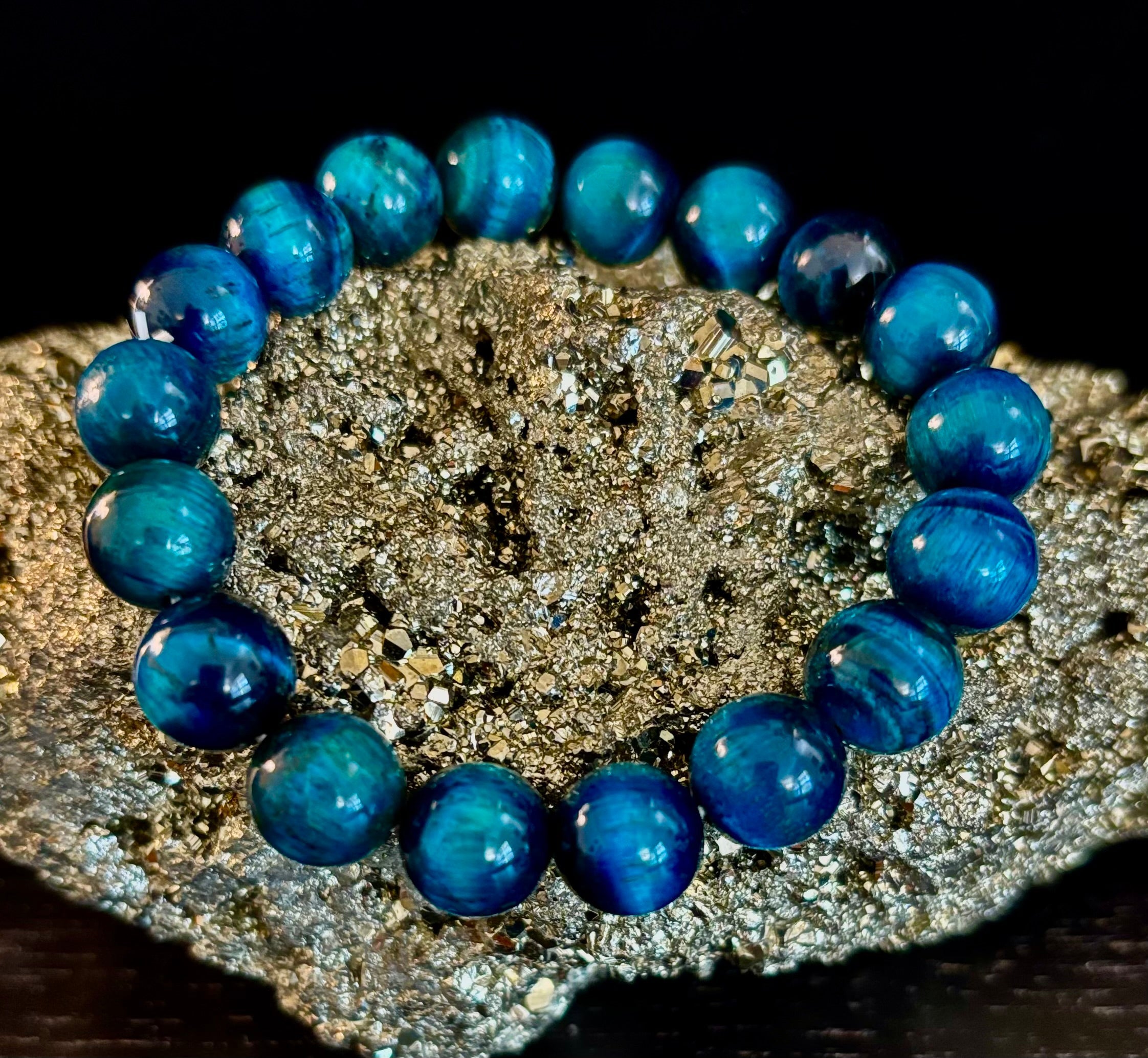 Blue Tiger Eye Reiki-Infused Focus & Confidence Bracelet (Medium–Large Wrist)