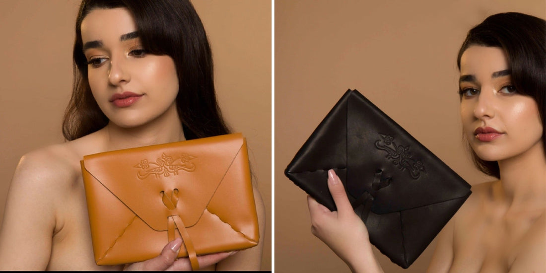 Women's Genuine Leather Clutch with Lovebirds