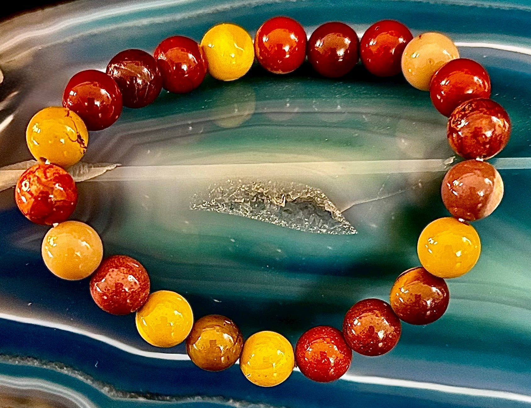 Mookaite Bracelet – Inner Strength, Grounded Energy & Vitality (Medium-Large Wrists)