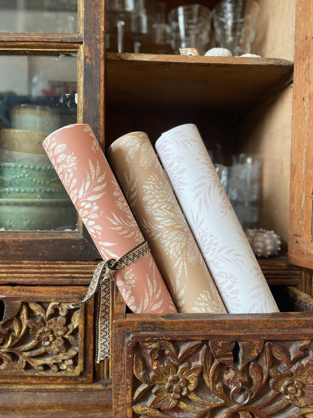 Genevieve Floral Wallpaper in Beige and Cream