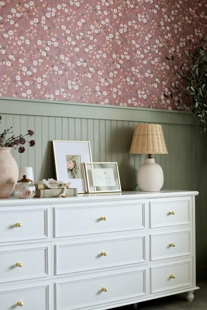 Elena Floral Wallpaper in Dusty-Rose and White