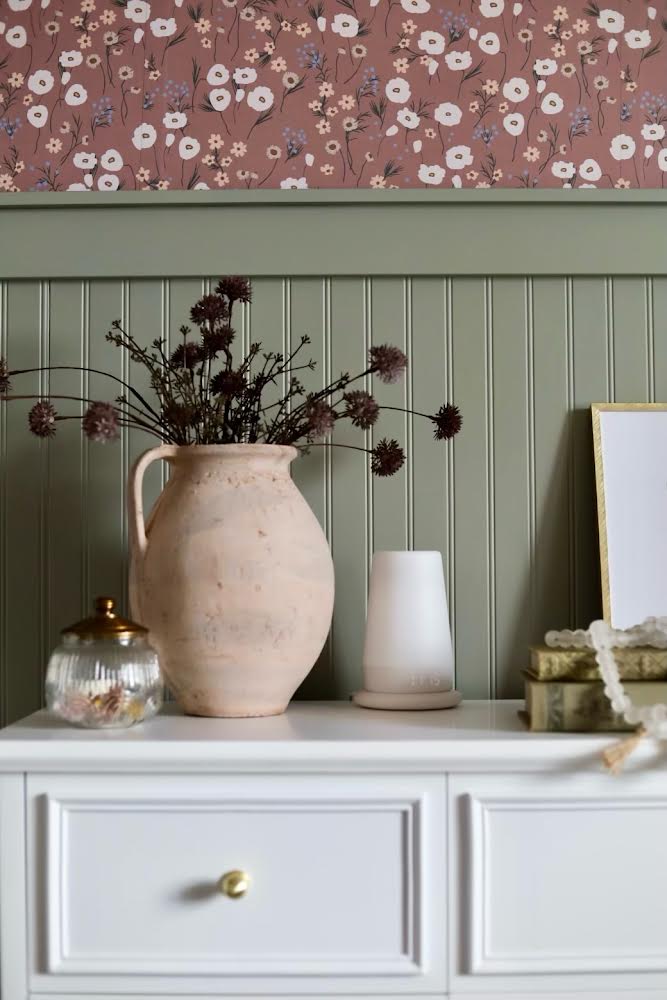 Elena Floral Wallpaper in Dusty-Rose and White