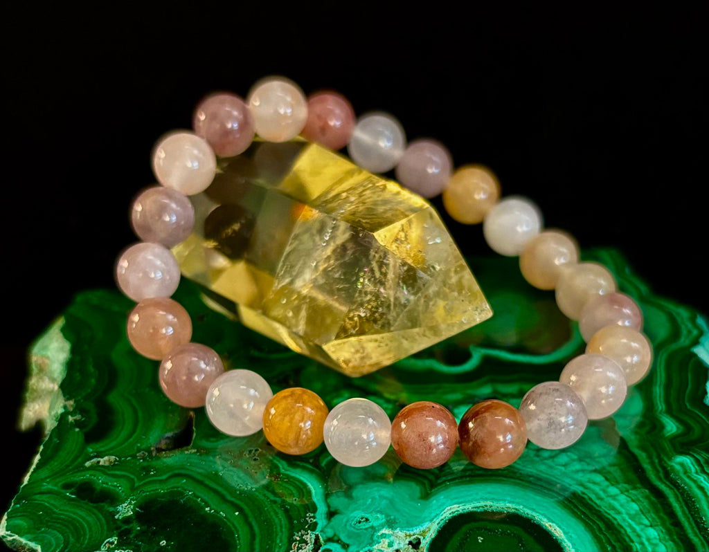 Coastal Calm Quartz Beaded Bracelet – 8mm Beach Sand Tones for Medium Wrists 🌊🏖️