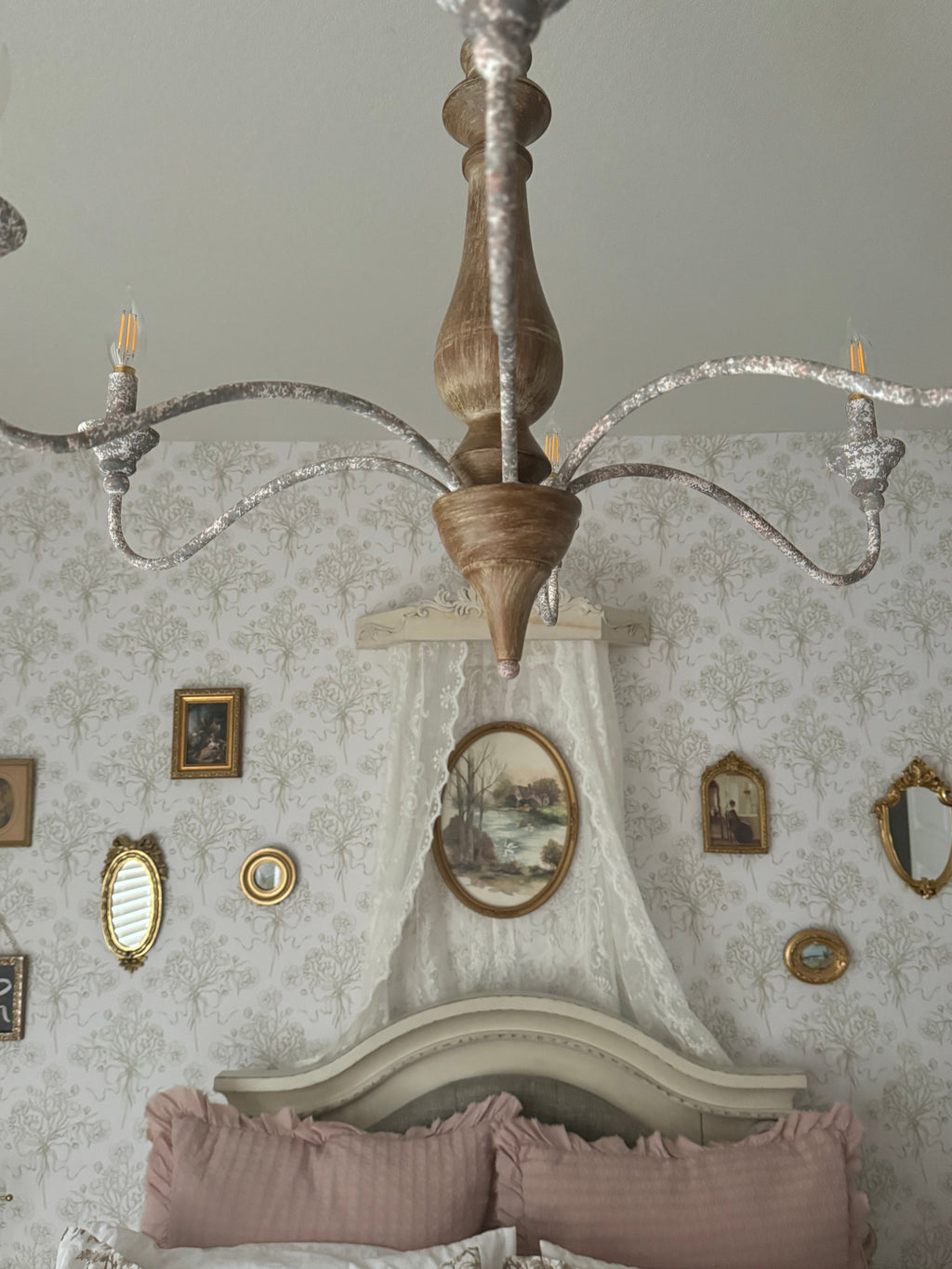 Adeline Floral Wallpaper - Dusty-Rose & Off-White Cottagecore