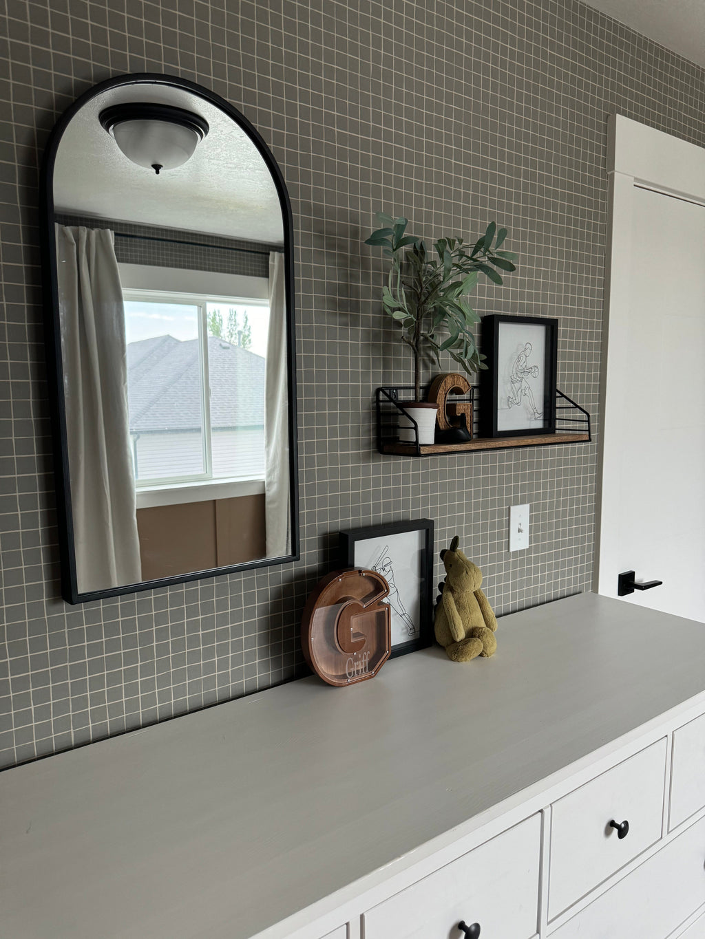 Hudson Peel and Stick Removable Wallpaper for Modern Home Decor