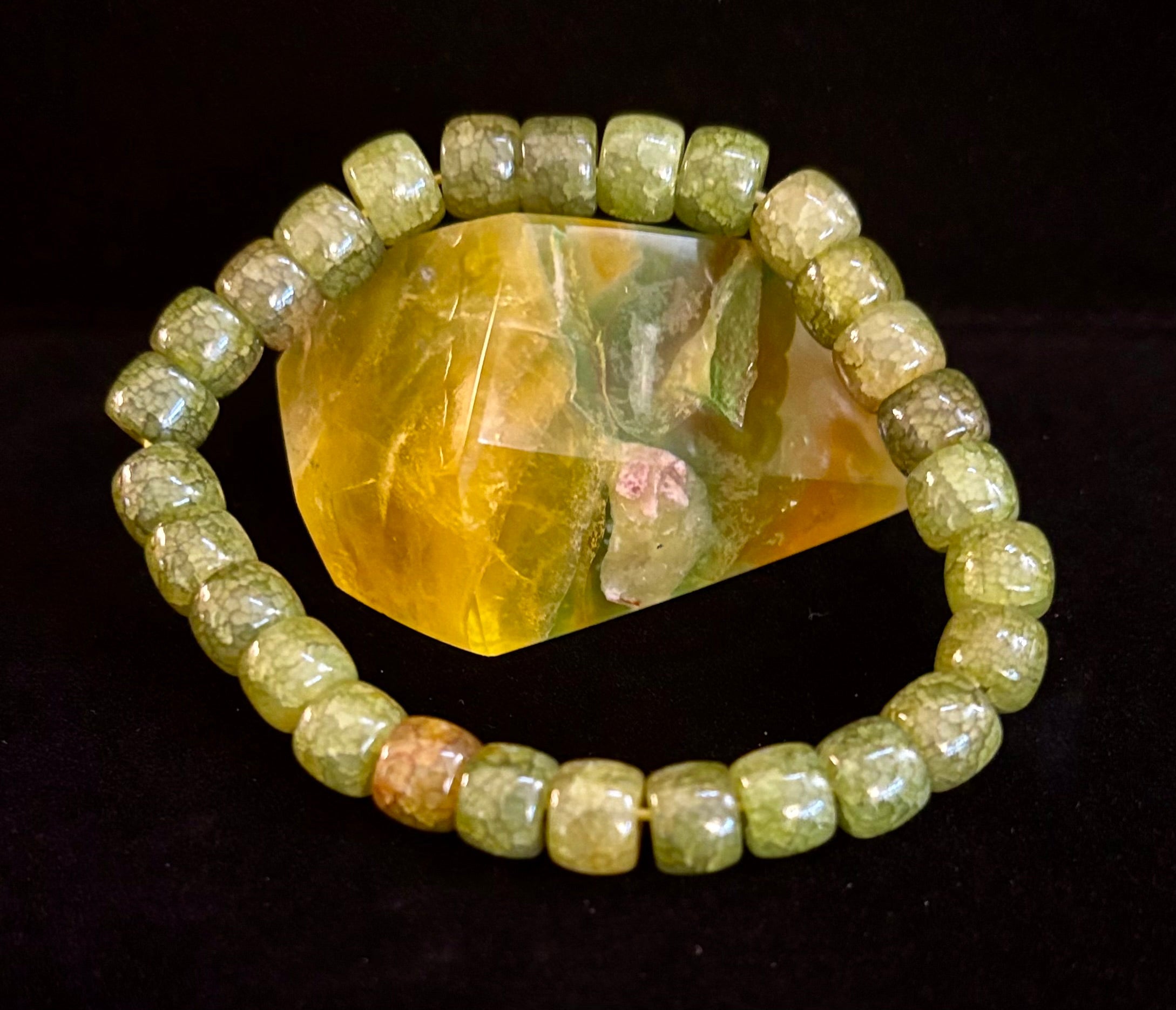 Dark Green Agate Rondelle Bracelet – Grounding, Strength & Prosperity | Medium Wrists