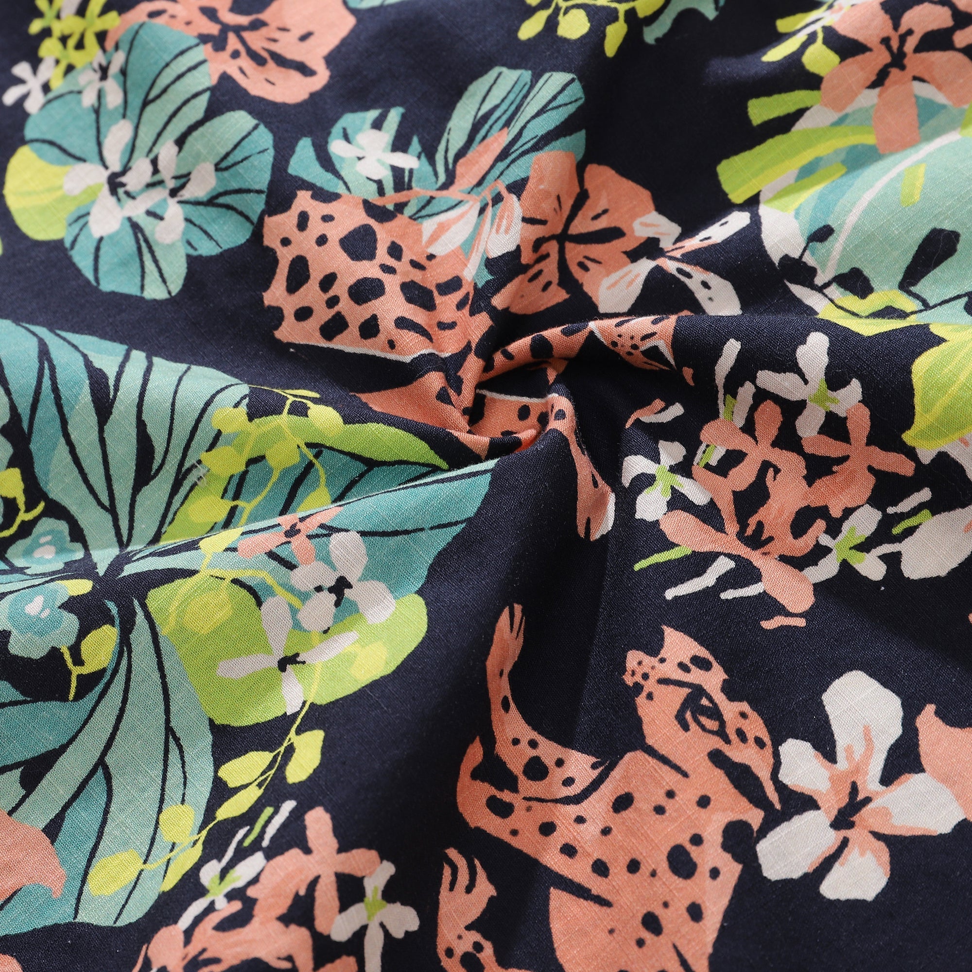 Men's Tropical Rainforest Floral Button-down Hawaiian Shirt