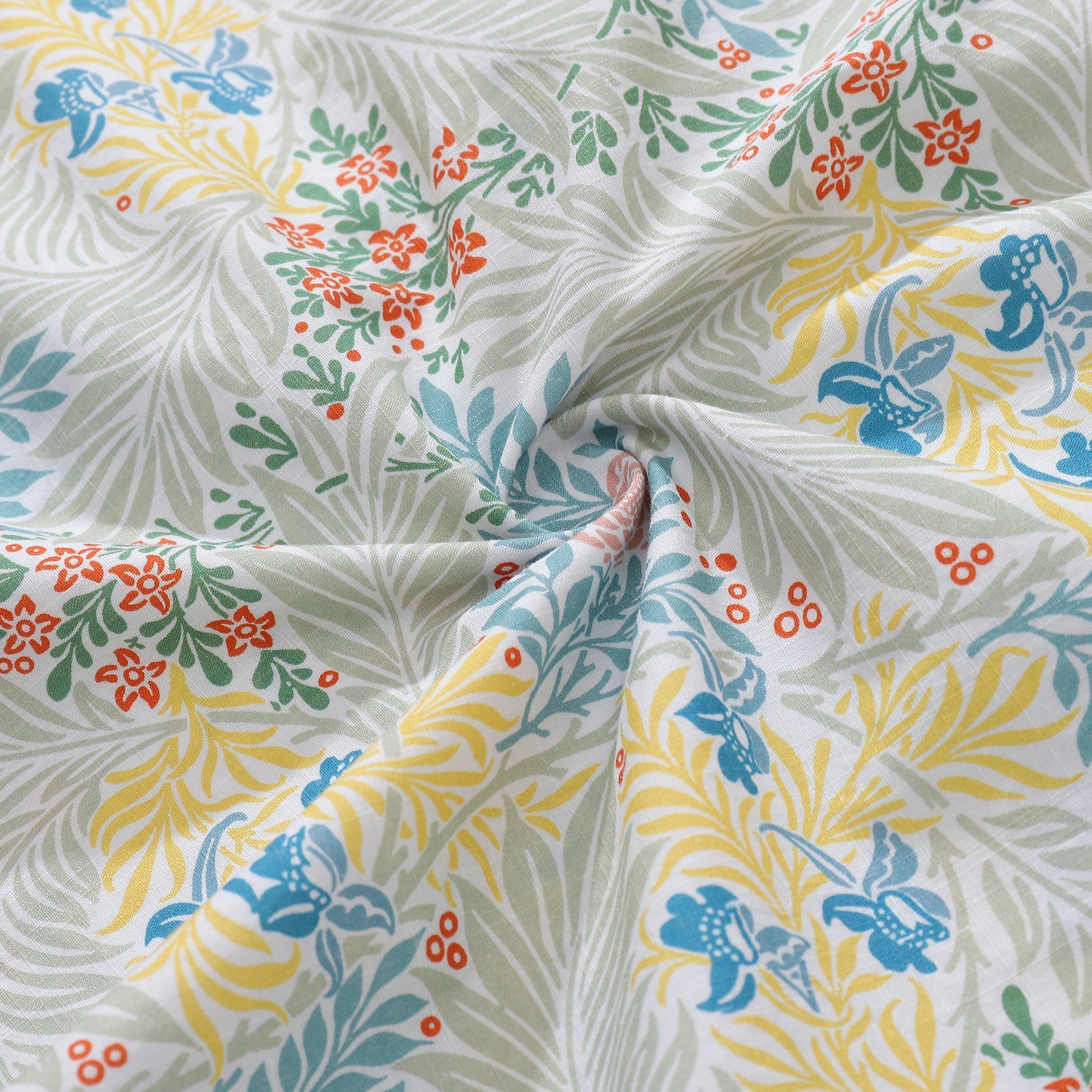 Men's Flying Swallow Grass Print Cotton Short Sleeve Aloha Shirt
