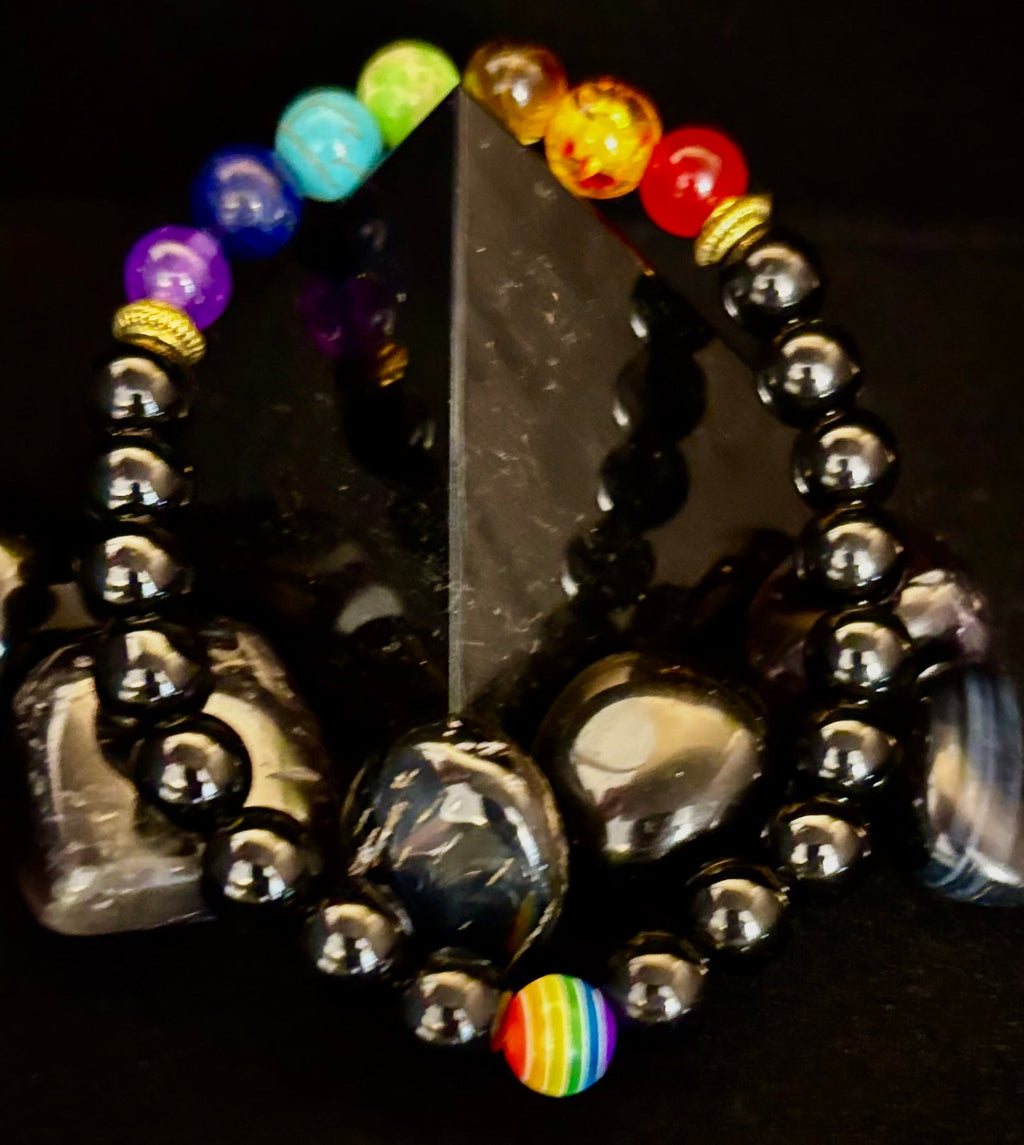 🌈 Faux Stone Chakra Bracelets with Pride Bead – White or Black