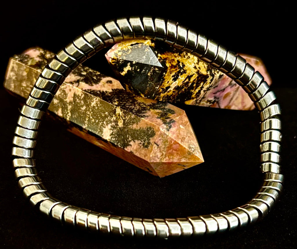 🐍 Snake Bone Style Bracelet – Bold & Modern Power Piece