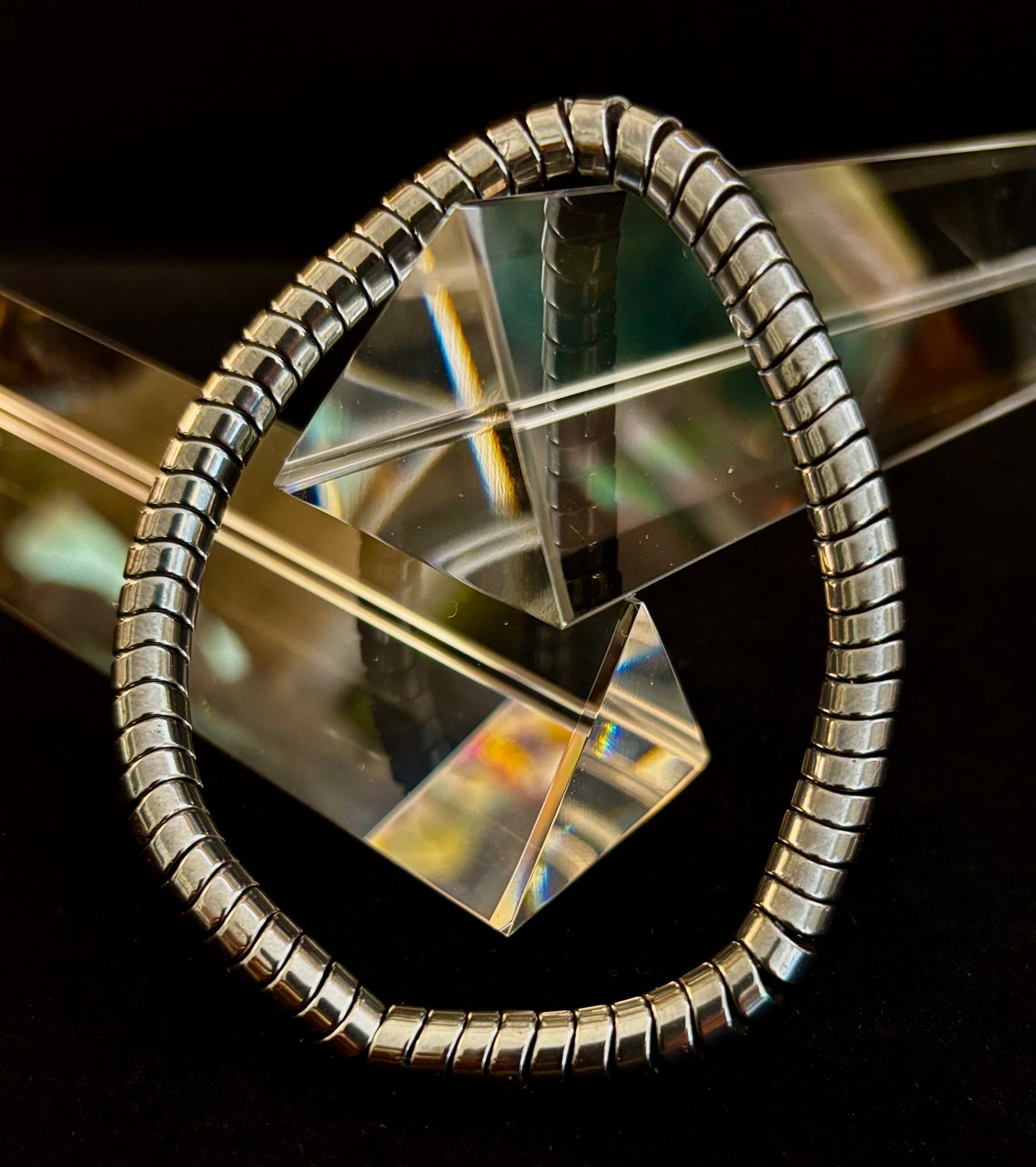 🐍 Snake Bone Style Bracelet – Bold & Modern Power Piece
