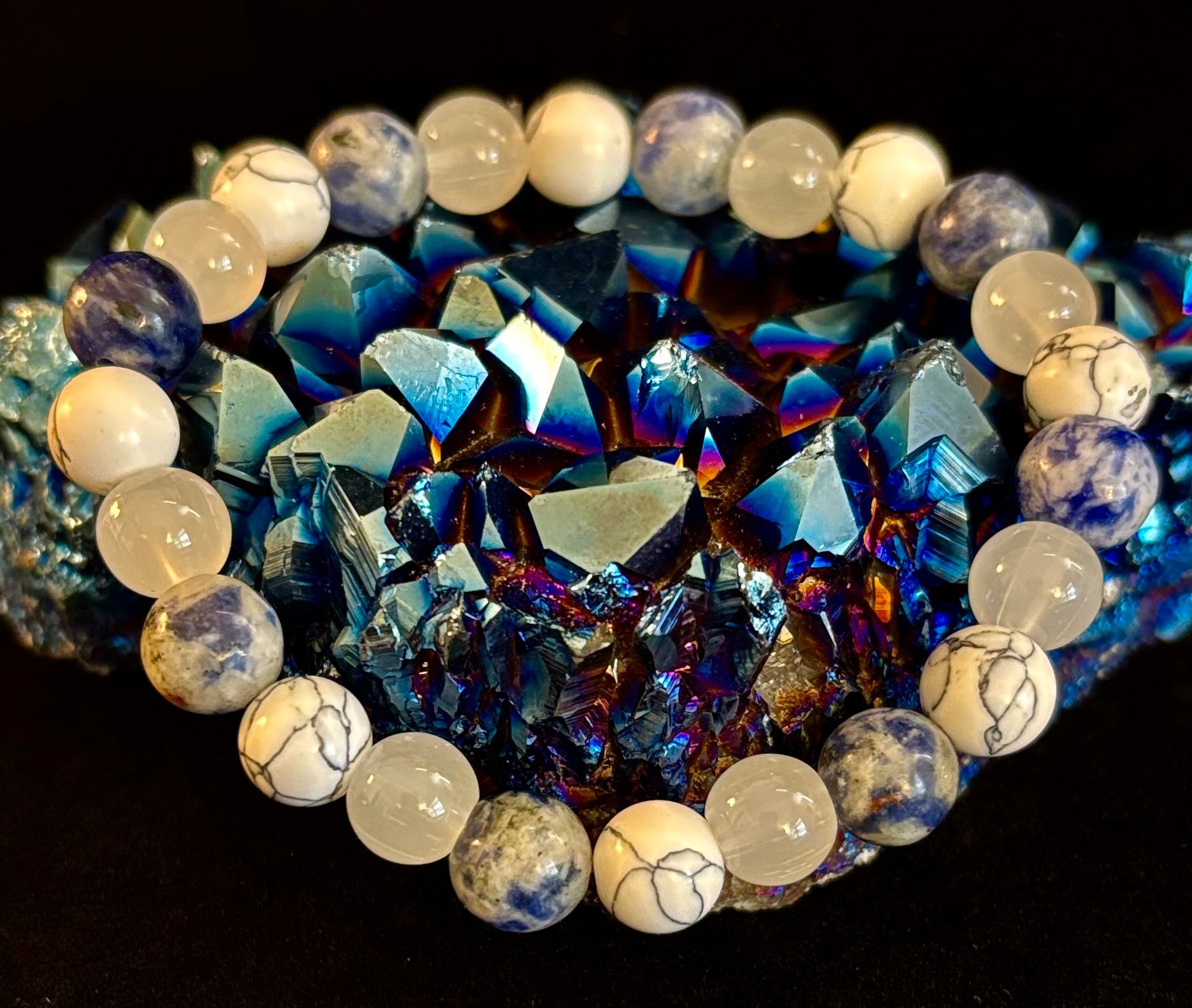 Lapis Lazuli, White Turquoise & Selenite Beaded Bracelet – Protection, Grounding & Spiritual Clarity