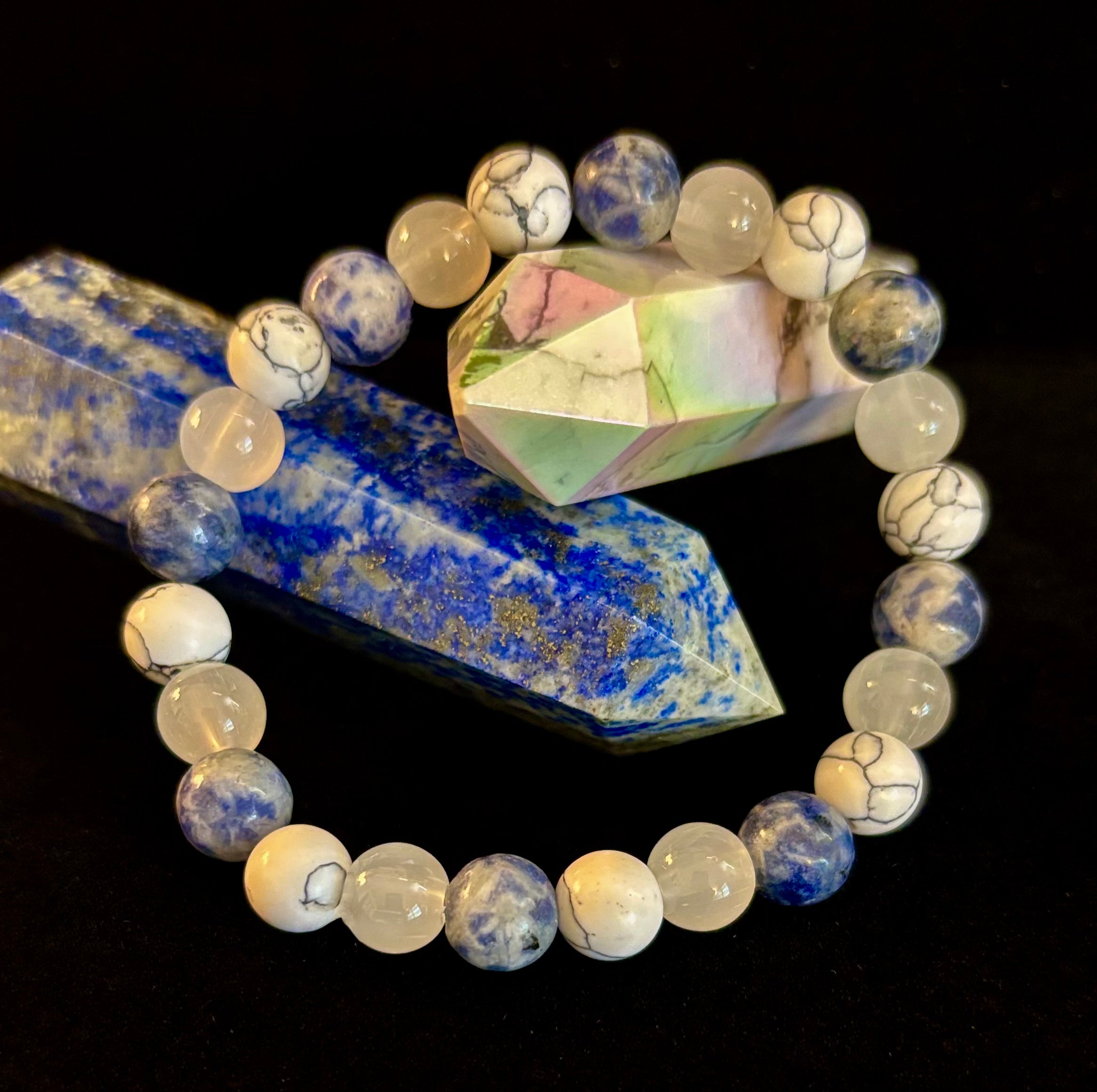 Lapis Lazuli, White Turquoise & Selenite Beaded Bracelet – Protection, Grounding & Spiritual Clarity