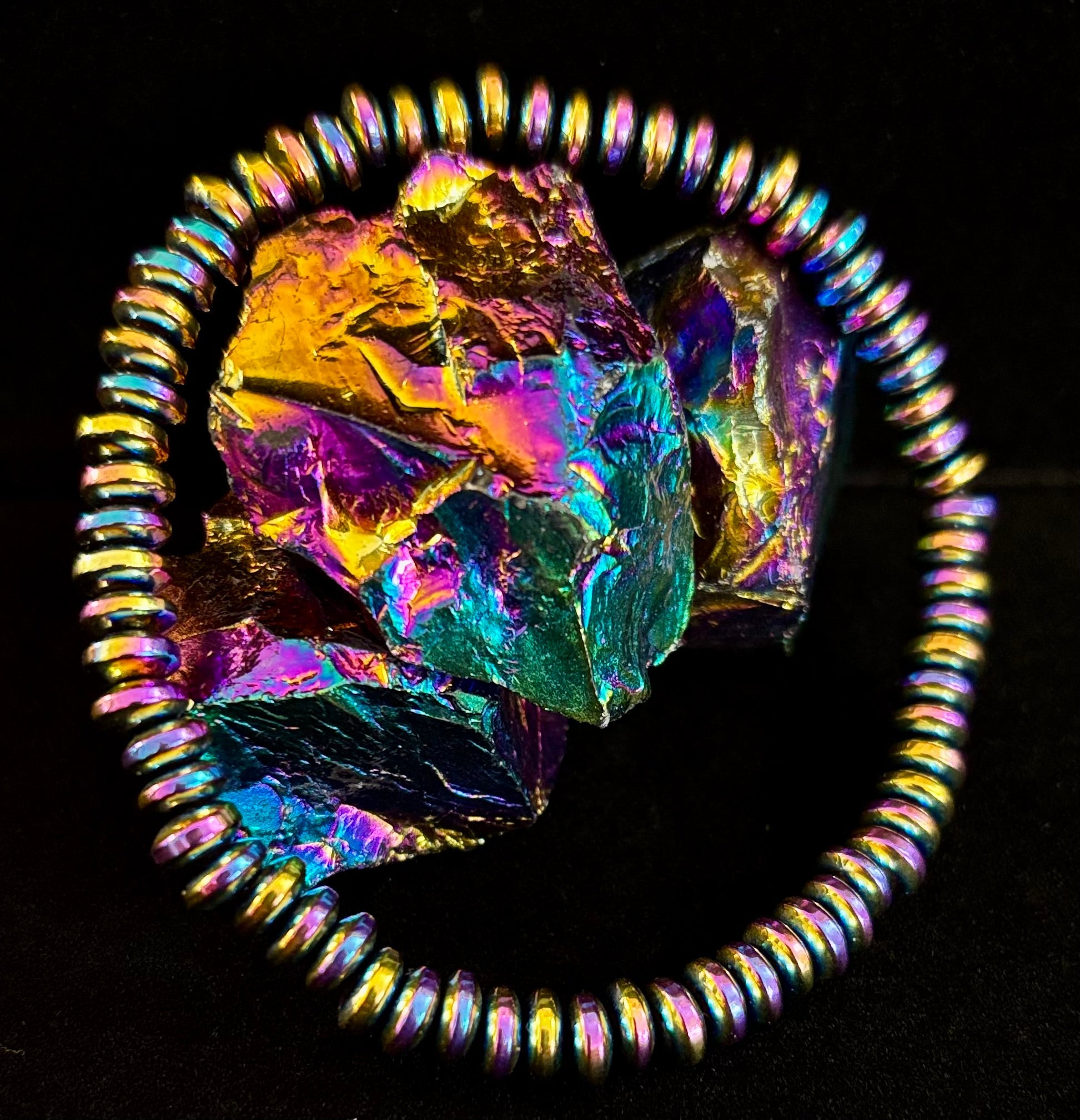 🌈 Rainbow Hue Metal Bracelet – Medium to Large Wrists