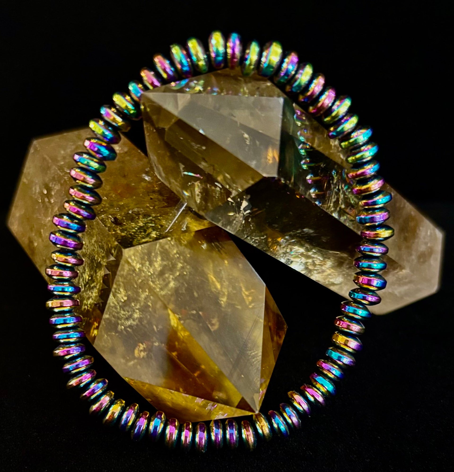 🌈 Rainbow Hue Metal Bracelet – Medium to Large Wrists