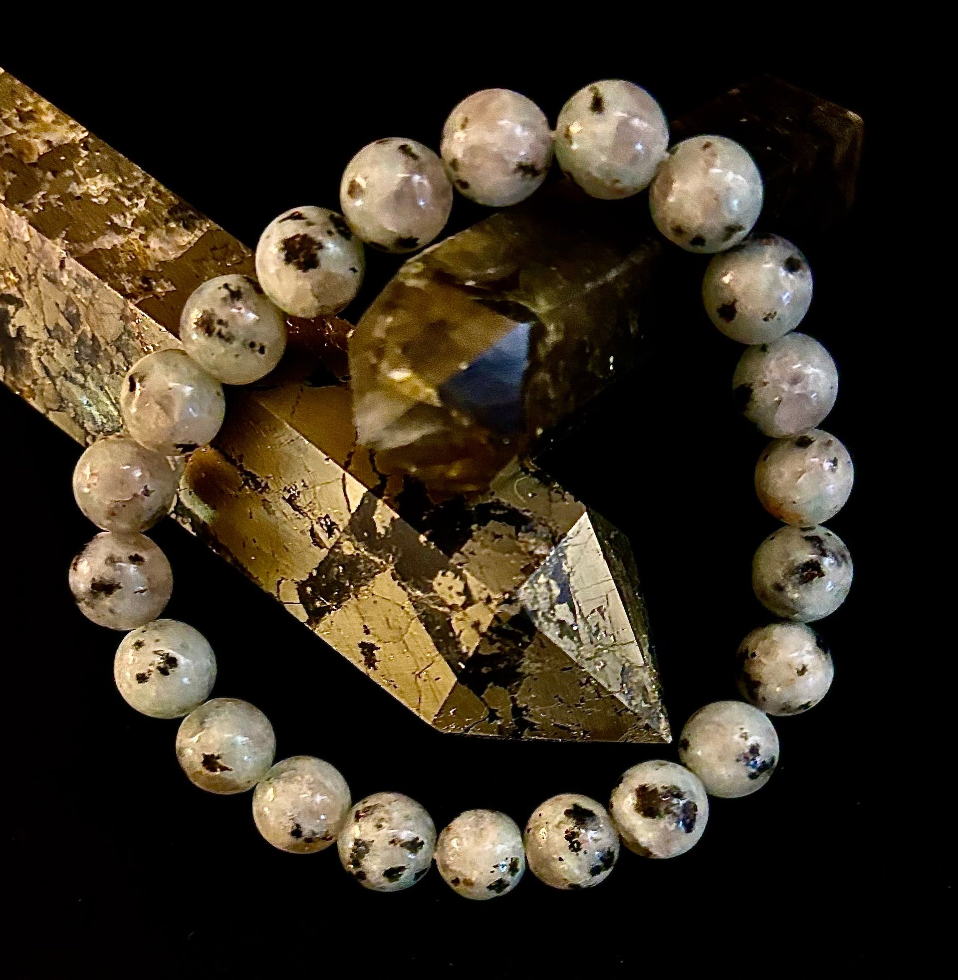 Sesame Kiwi Jasper Bracelet – 8mm Beads, Medium Wrists