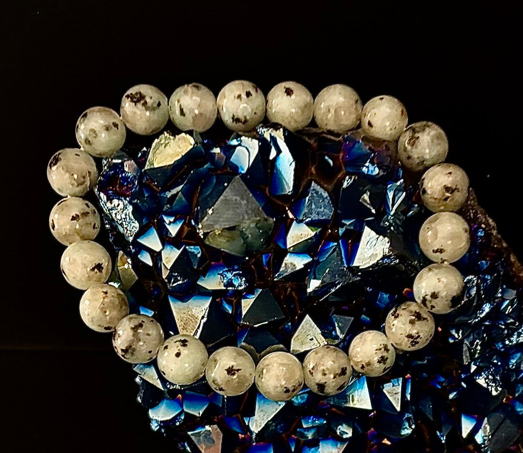 Sesame Kiwi Jasper Bracelet – 8mm Beads, Medium Wrists
