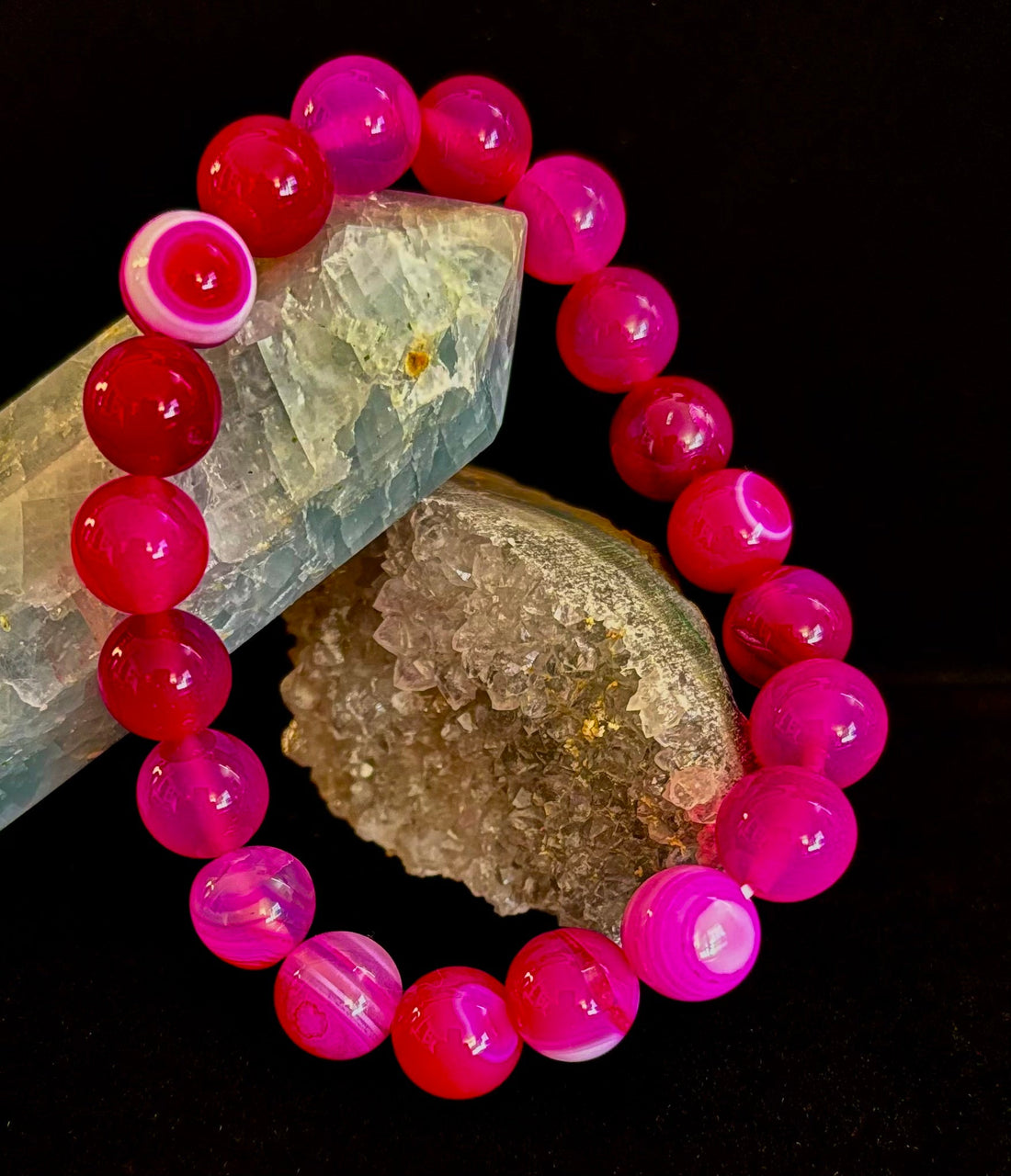 Rose Red Striped Agate Beaded Bracelet – 10mm Natural Stone for Large Wrists