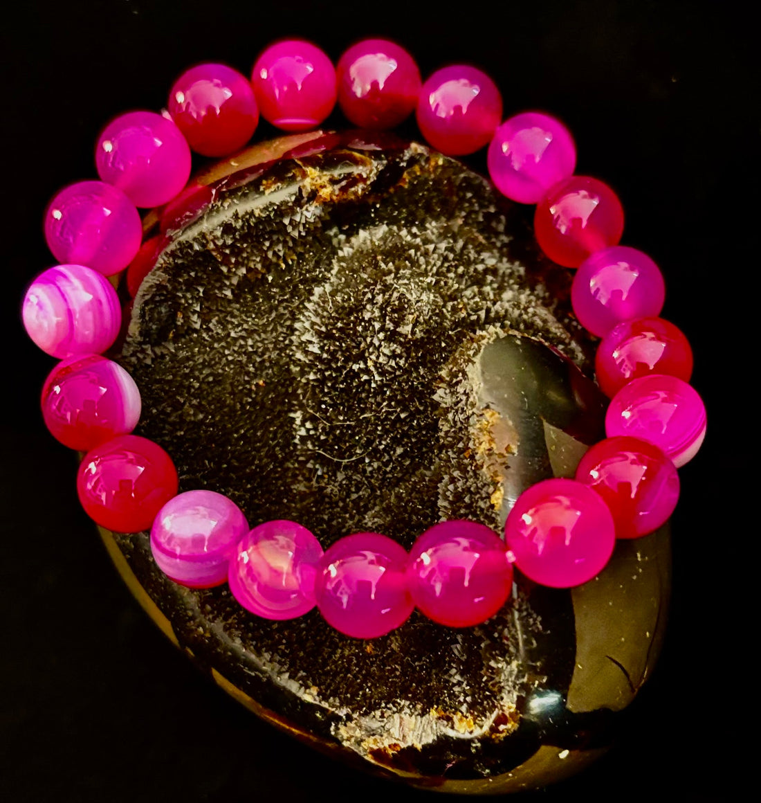 Rose Red Striped Agate Beaded Bracelet – 10mm Natural Stone for Large Wrists