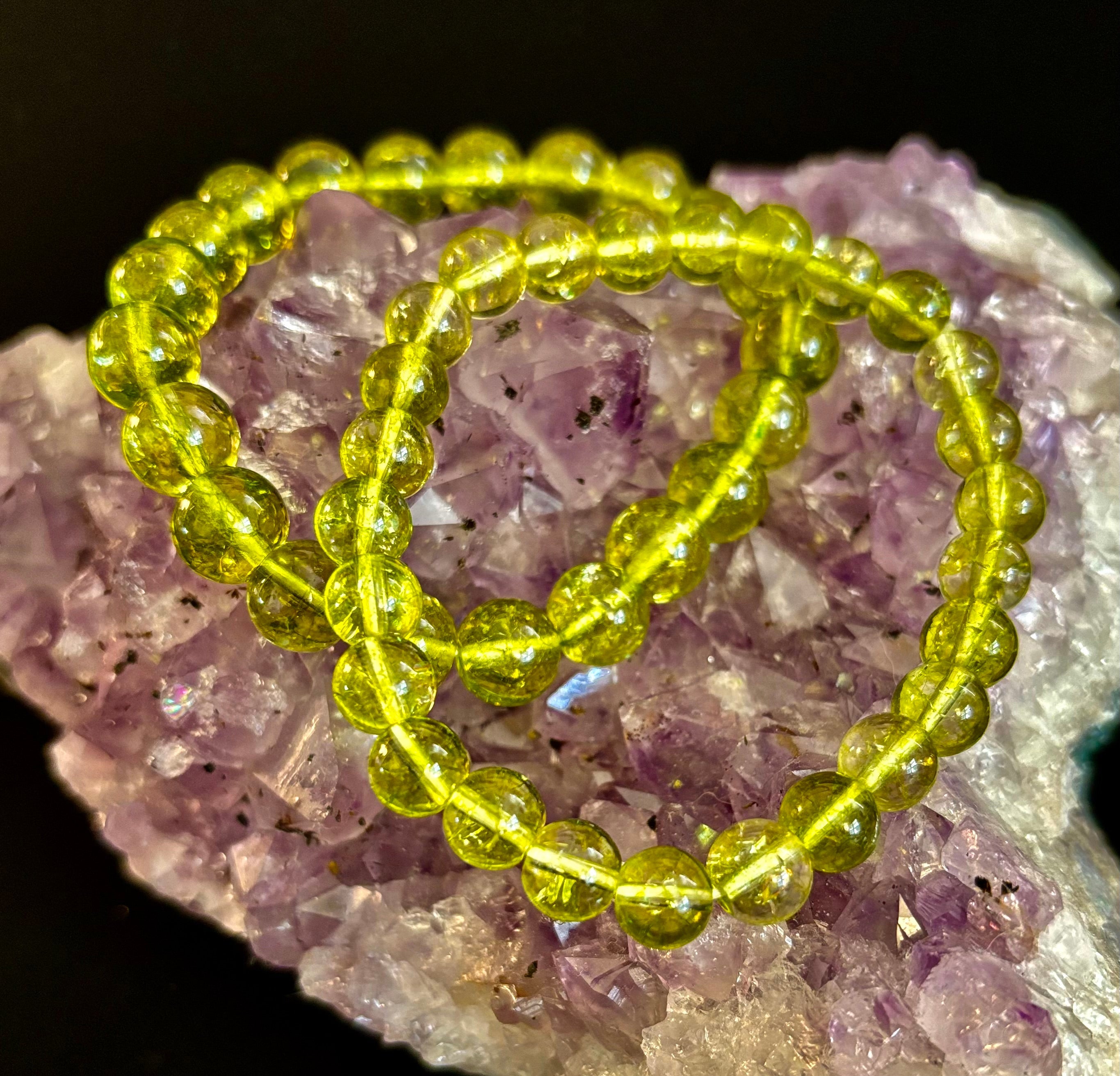 Green Peridot Healing Bracelet – 8mm or 10mm Beads for Abundance, Growth & Emotional Clarity