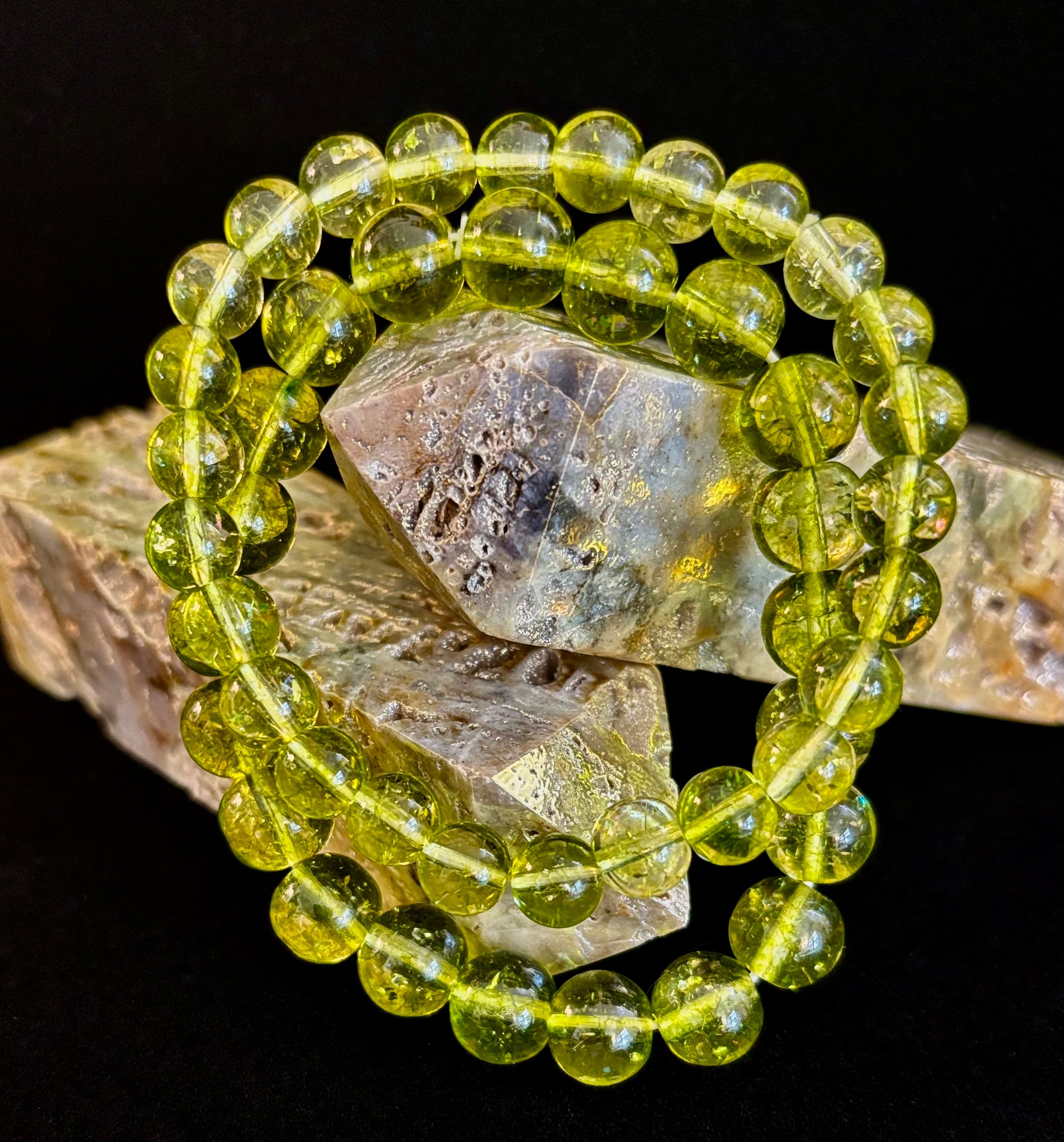 Green Peridot Healing Bracelet – 8mm or 10mm Beads for Abundance, Growth & Emotional Clarity
