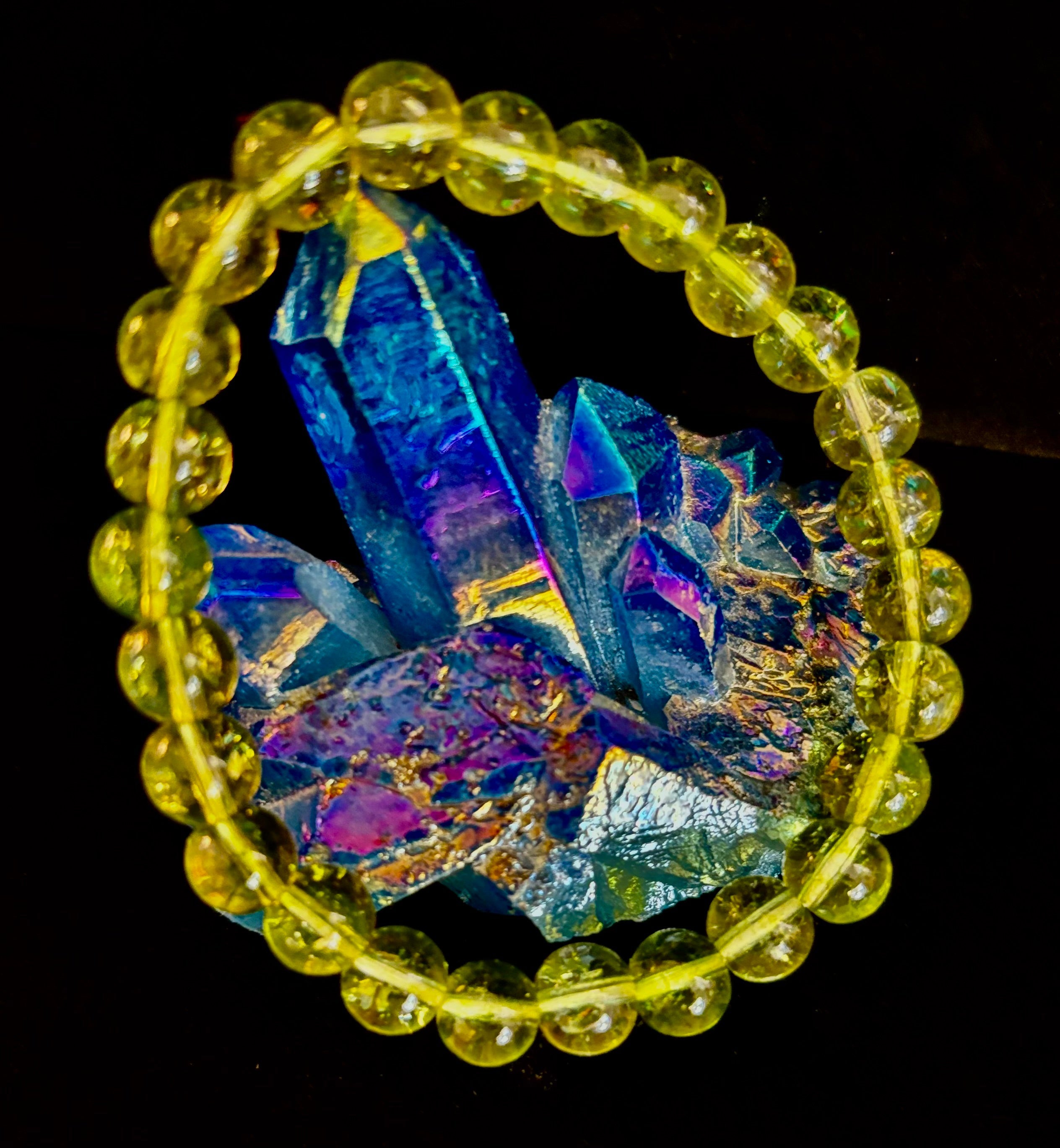 Green Peridot Healing Bracelet – 8mm or 10mm Beads for Abundance, Growth & Emotional Clarity