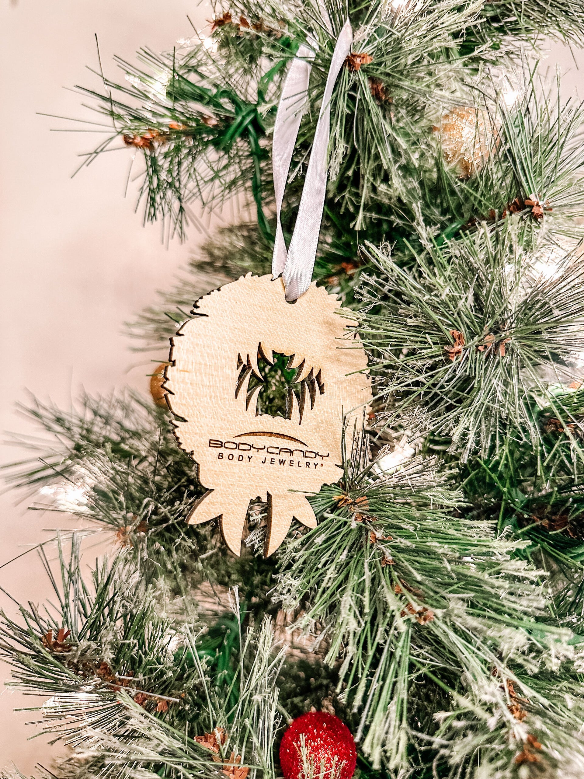 Wood Vampire Wreath Christmas Ornament Holiday Gothic Decor - Image 3
