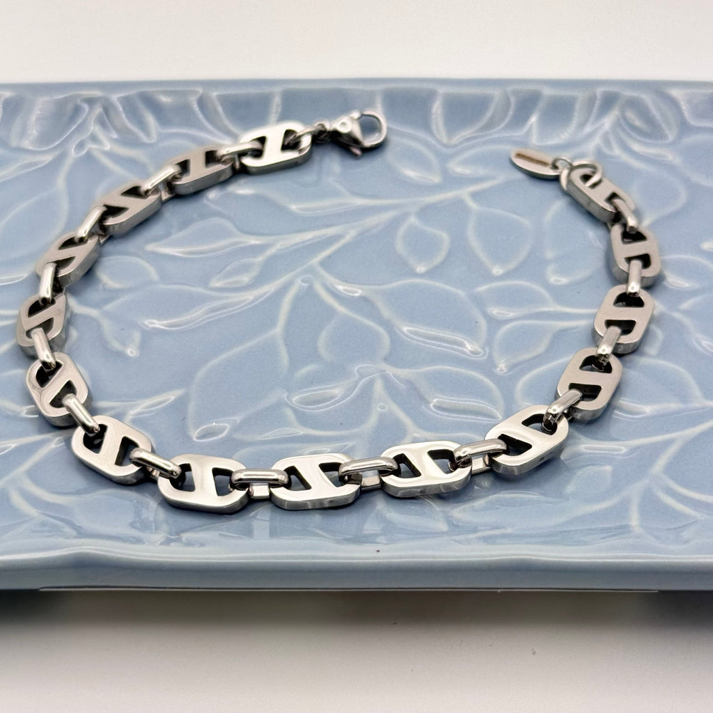 Premium Stainless Steel Chain Link Bracelet - Hypoallergenic & Durable