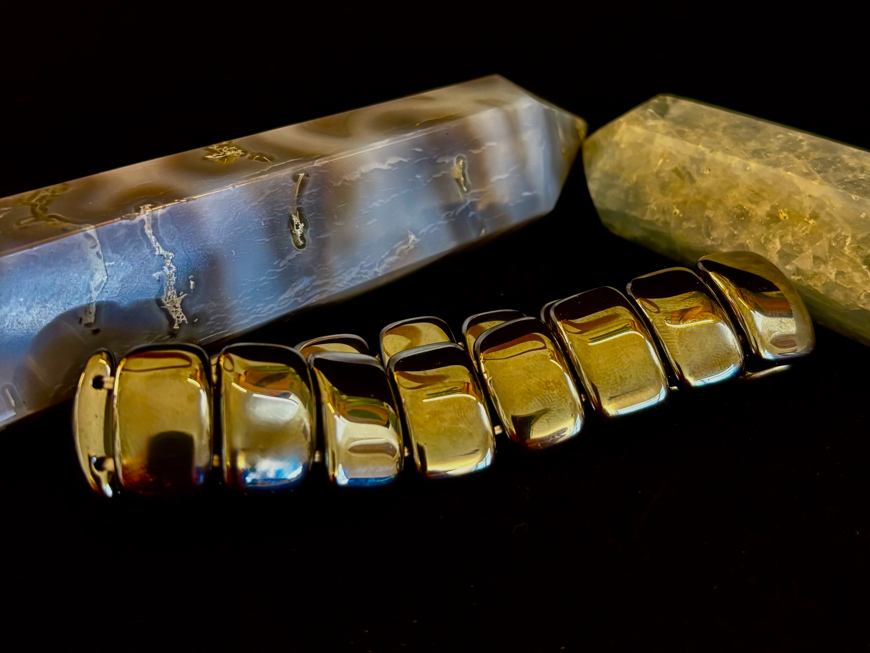 ⚡ Titan Strength Elliptical Bracelet — Grounded Confidence Energy (Larger Wrists)