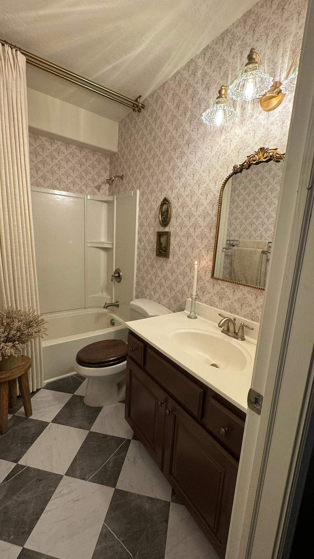 Adeline Floral Wallpaper - Dusty-Rose & Off-White Cottagecore