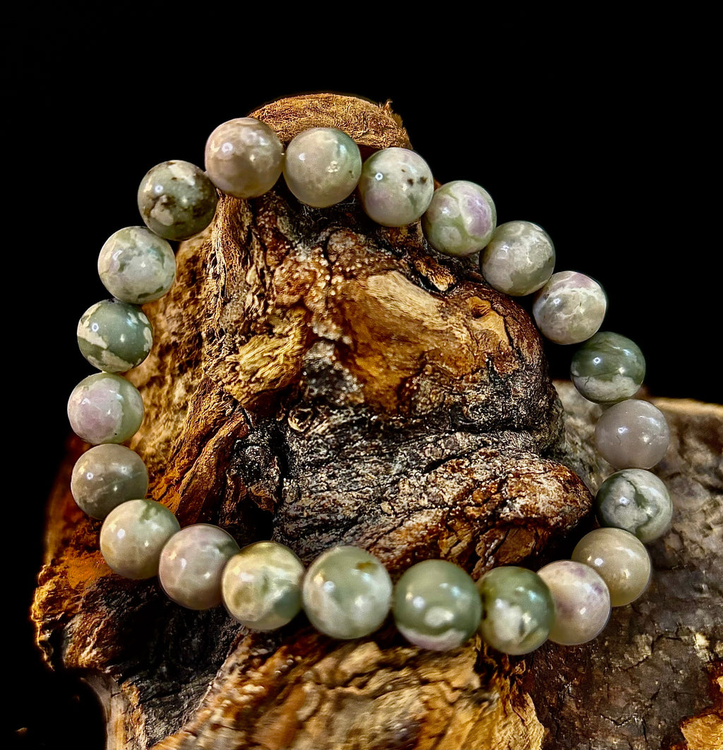 Peace Jade Healing Bracelet – 8mm Calming Stone for Medium Wrists