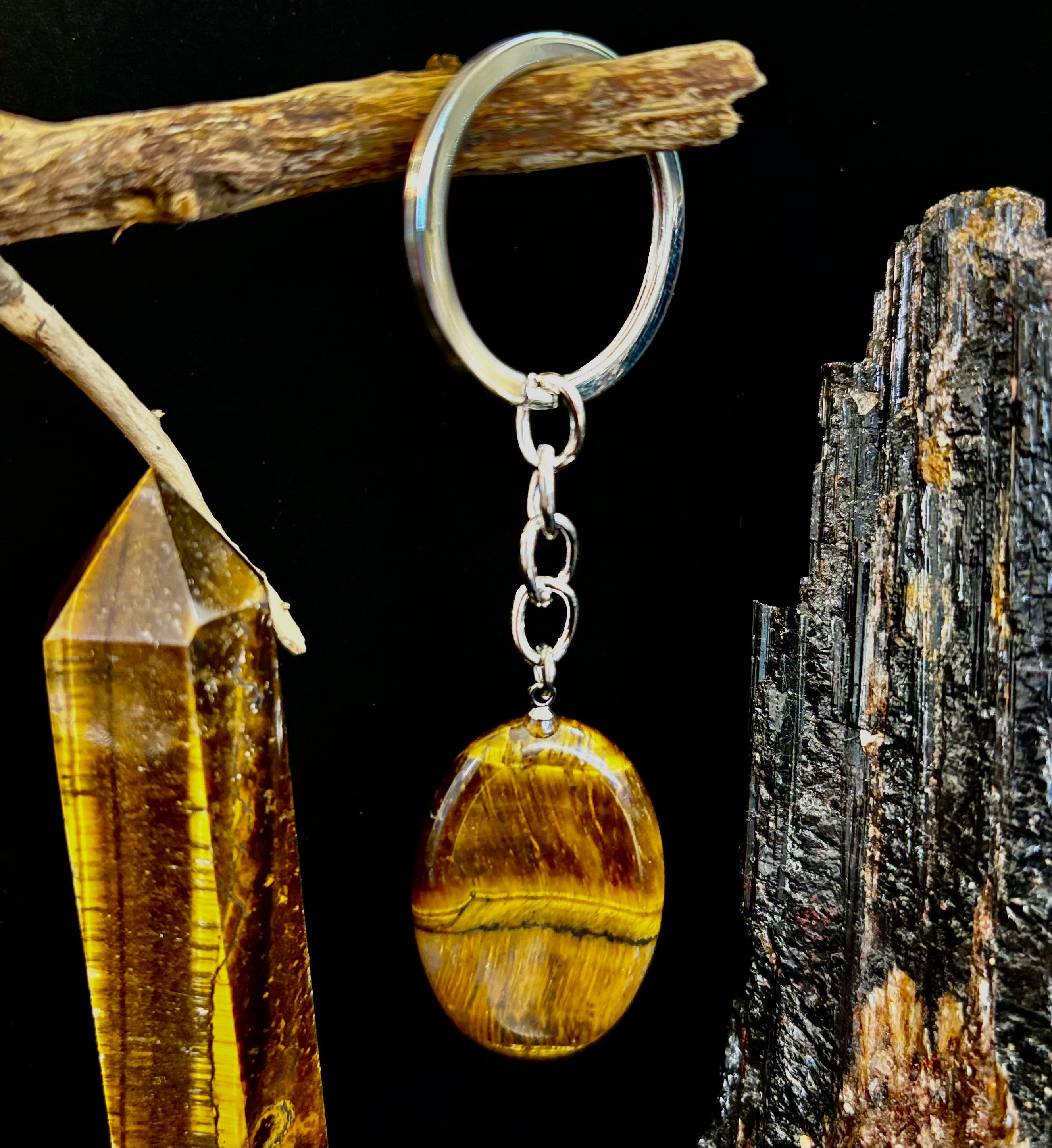 Natural Crystal Worry Stone Keychain – Amethyst, Clear Quartz, Obsidian, Tiger’s Eye, Green Aventurine & Rose Quartz (1.25”)