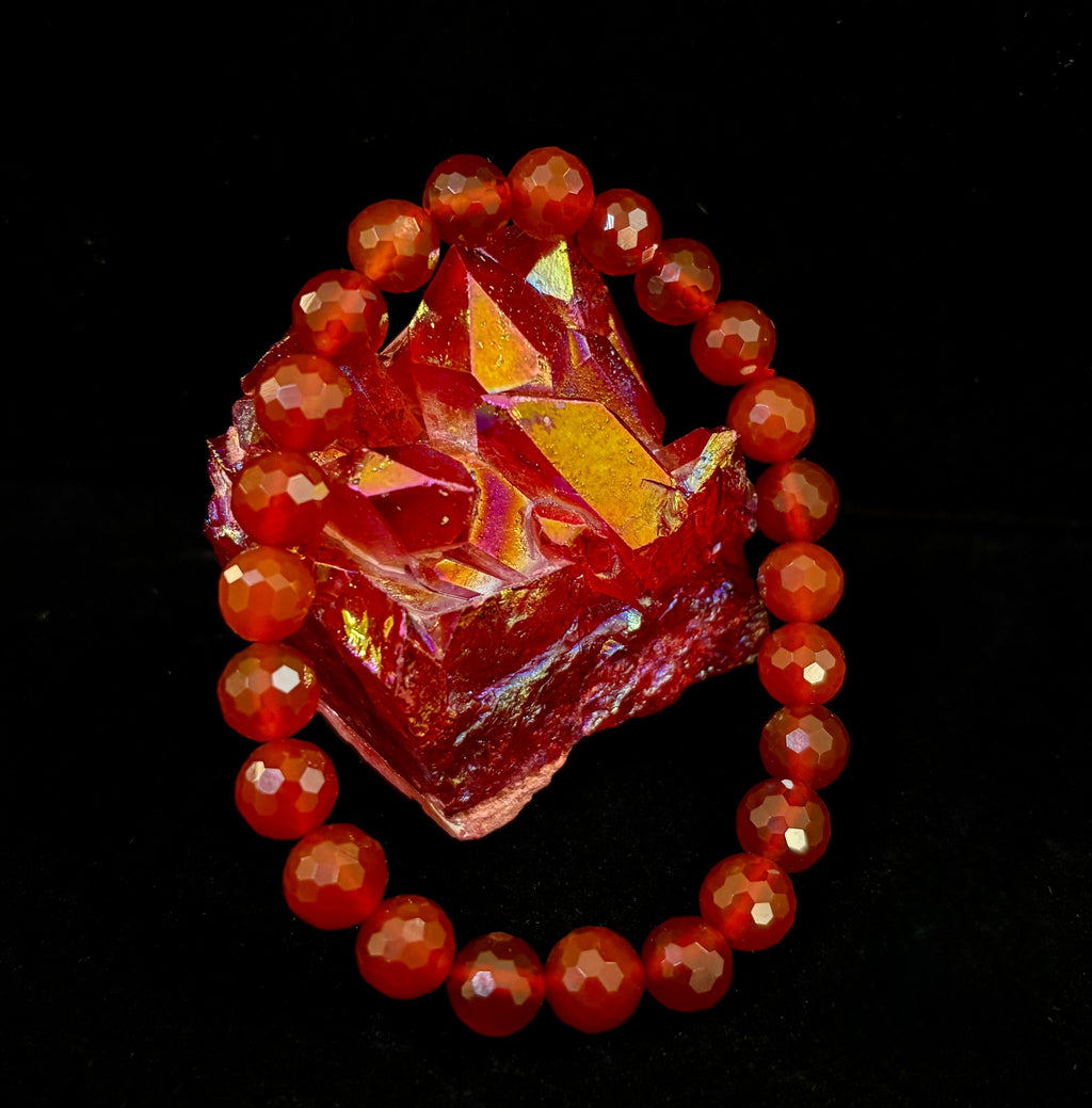 Red Agate Polyhedral Power Bracelet – Strength, Grounding & Vitality (8mm, Small–Medium Wrist)