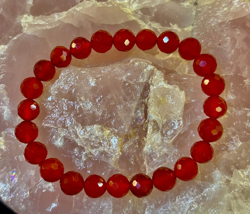 Red Agate Polyhedral Power Bracelet – Strength, Grounding & Vitality (8mm, Small–Medium Wrist)