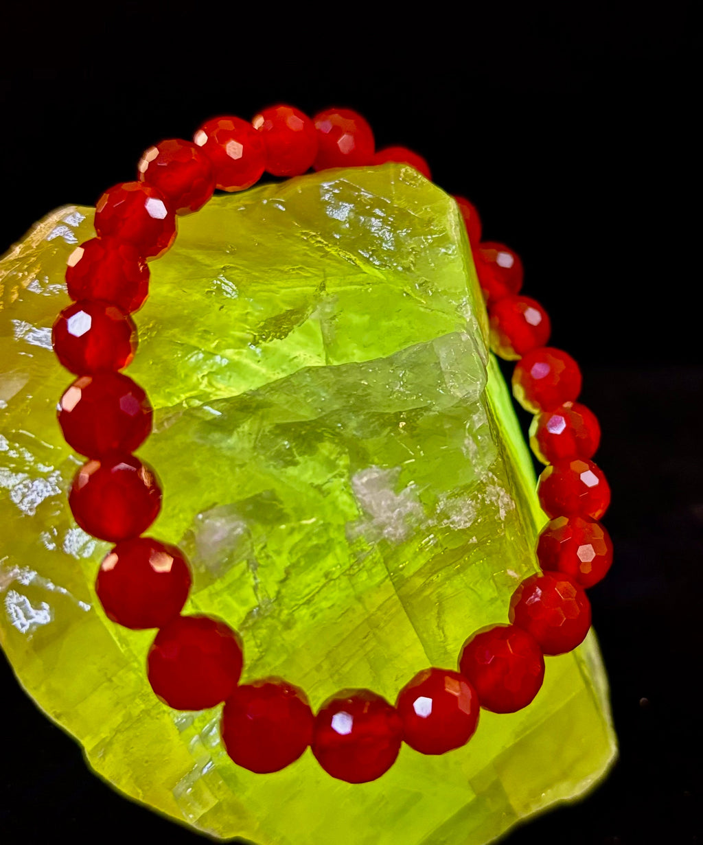 Red Agate Polyhedral Power Bracelet – Strength, Grounding & Vitality (8mm, Small–Medium Wrist)