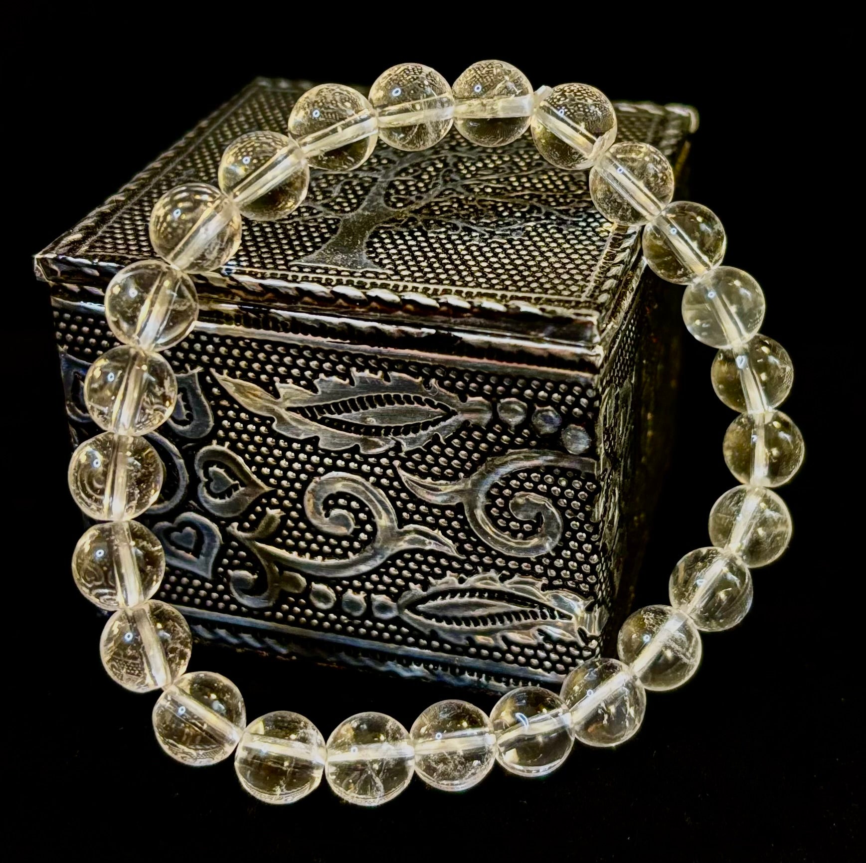 Clear Quartz Clarity Bracelet – 8mm Natural Crystal (Medium Wrists)