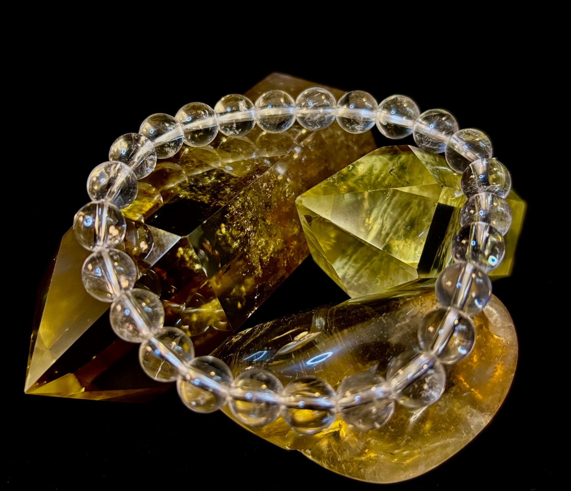 Clear Quartz Clarity Bracelet – 8mm Natural Crystal (Medium Wrists)
