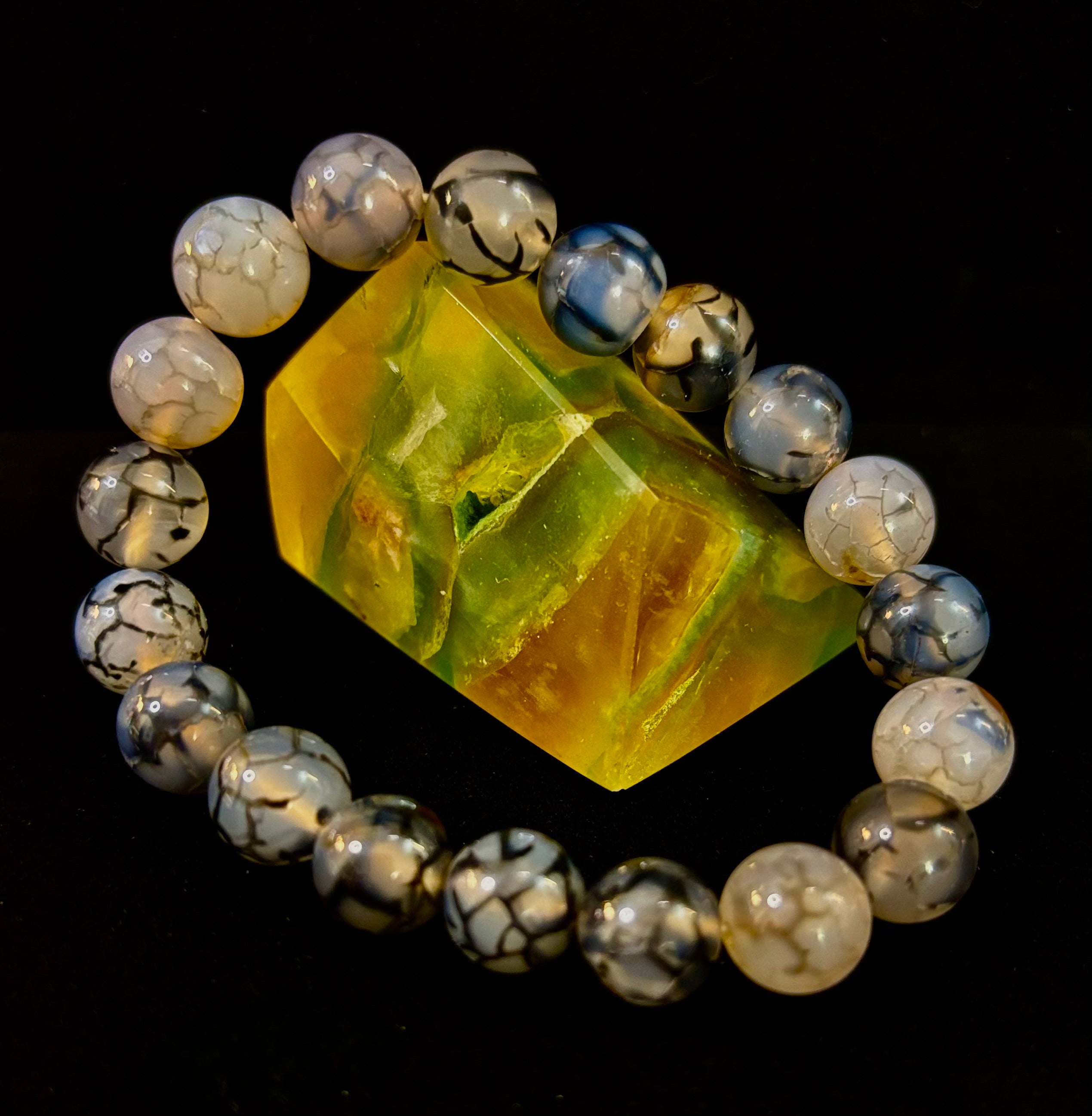 Black & White Dragon Vein Agate Reiki-Infused Protection Bracelet (Medium Wrists)