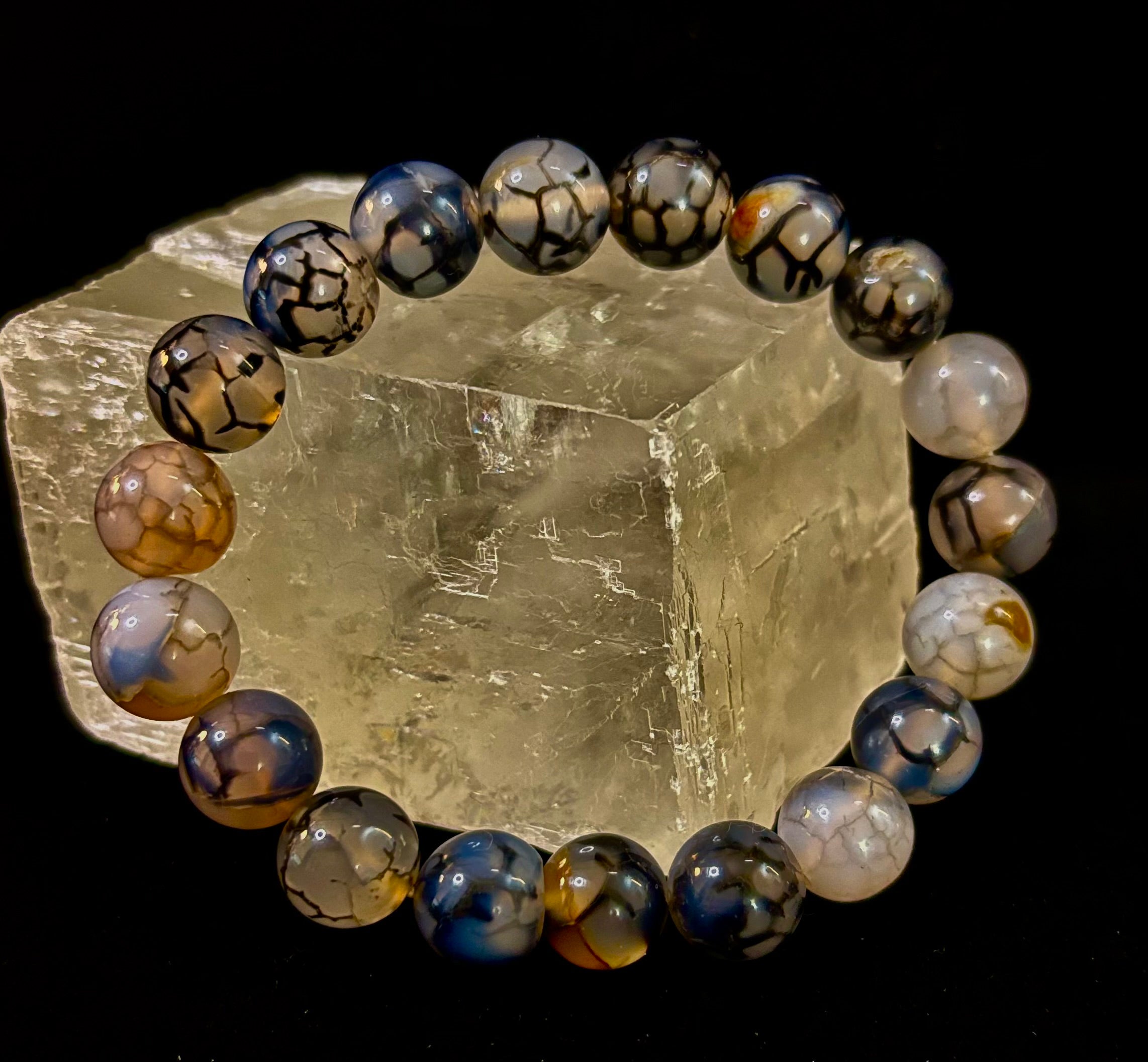 Black & White Dragon Vein Agate Reiki-Infused Protection Bracelet (Medium Wrists)