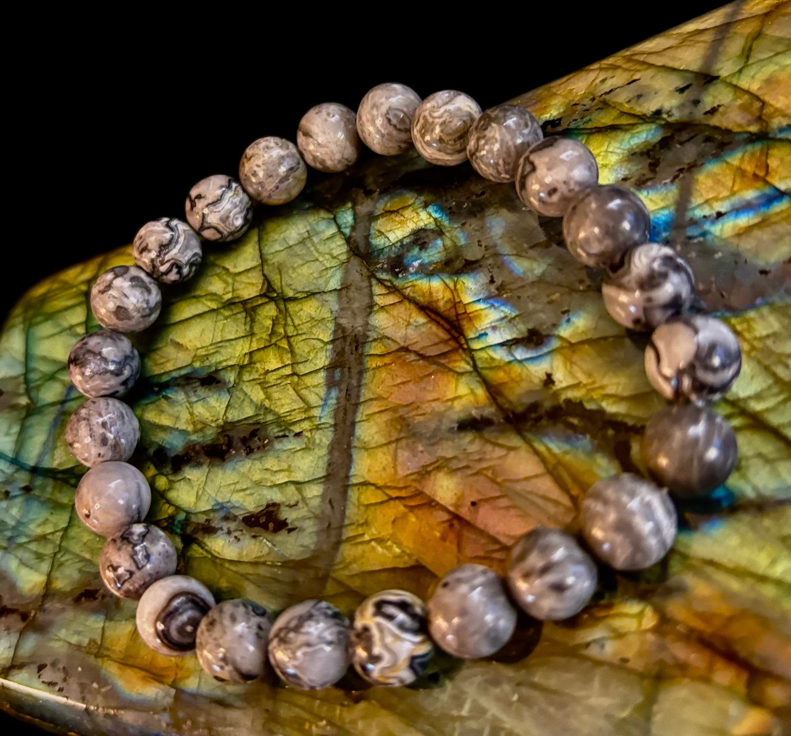 Wavy Lace Jasper 8mm Reiki-Infused Manifestation & Grounding Bracelet (Medium-Large Wrists)