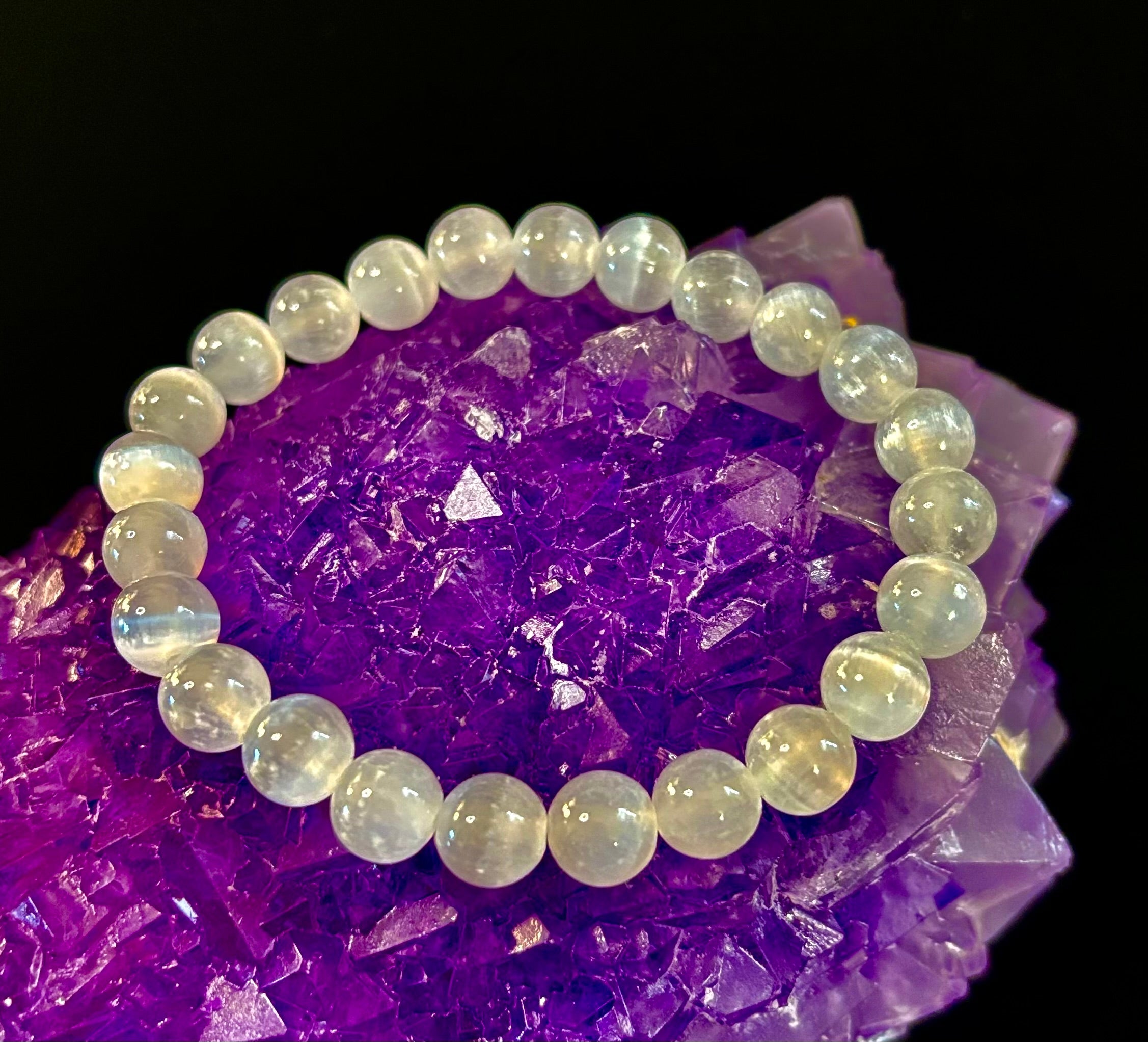 White Cat Eye Stone Bracelet – Reiki-Infused Clarity & Protection Jewelry (Medium–Large Wrist)