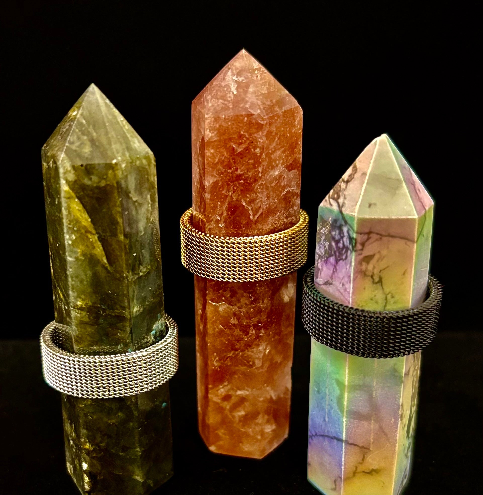 Unisex Stainless Steel Mesh Ring – Flexible, Modern Band in Black, Rose Gold & Silver Tones